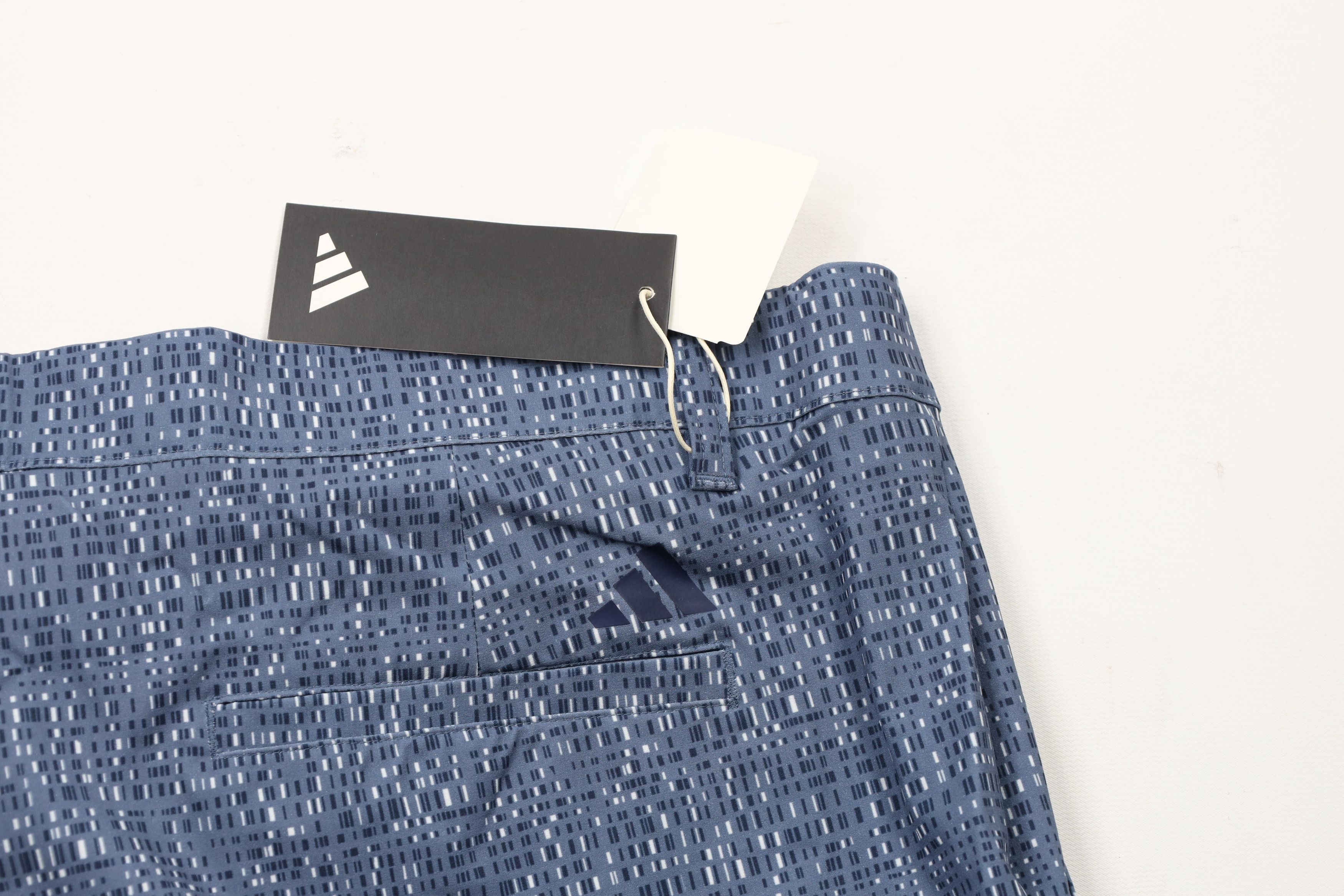 Adidas × Vintage New Adidas Stretch Geometric Golf Golfing Chino Shorts Size US 40 / EU 56 - 9 Thumbnail