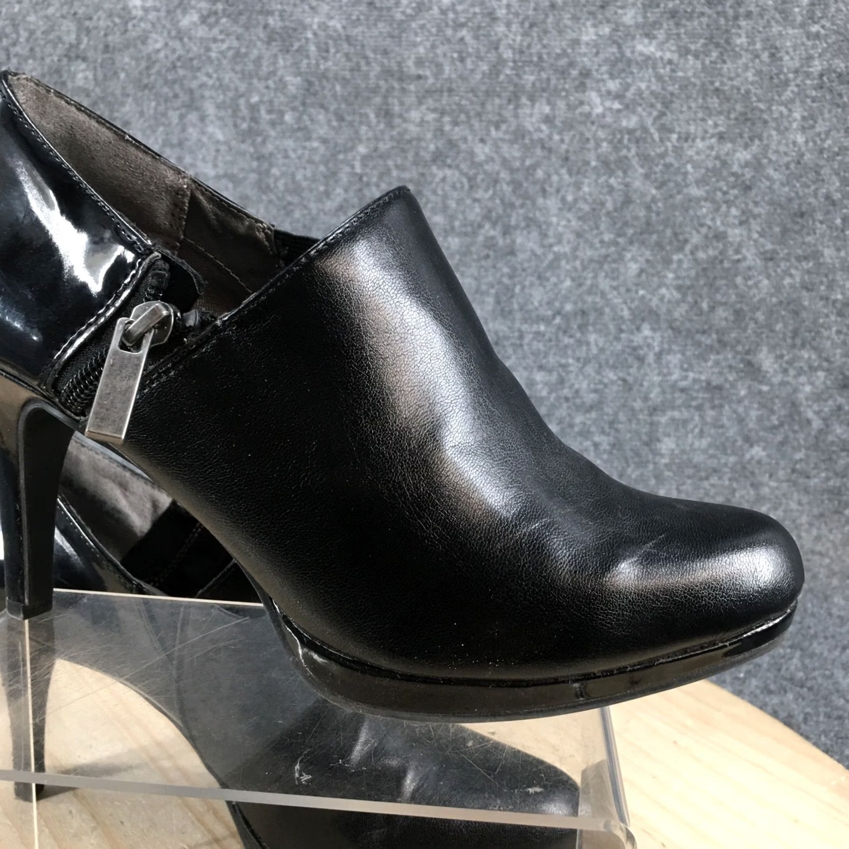 Vintage LifeStride Heels Womens 6.5 Velocity Pumps Stiletto Black Leather Zip Up Casual Size US 7 / IT 37 - 6 Thumbnail