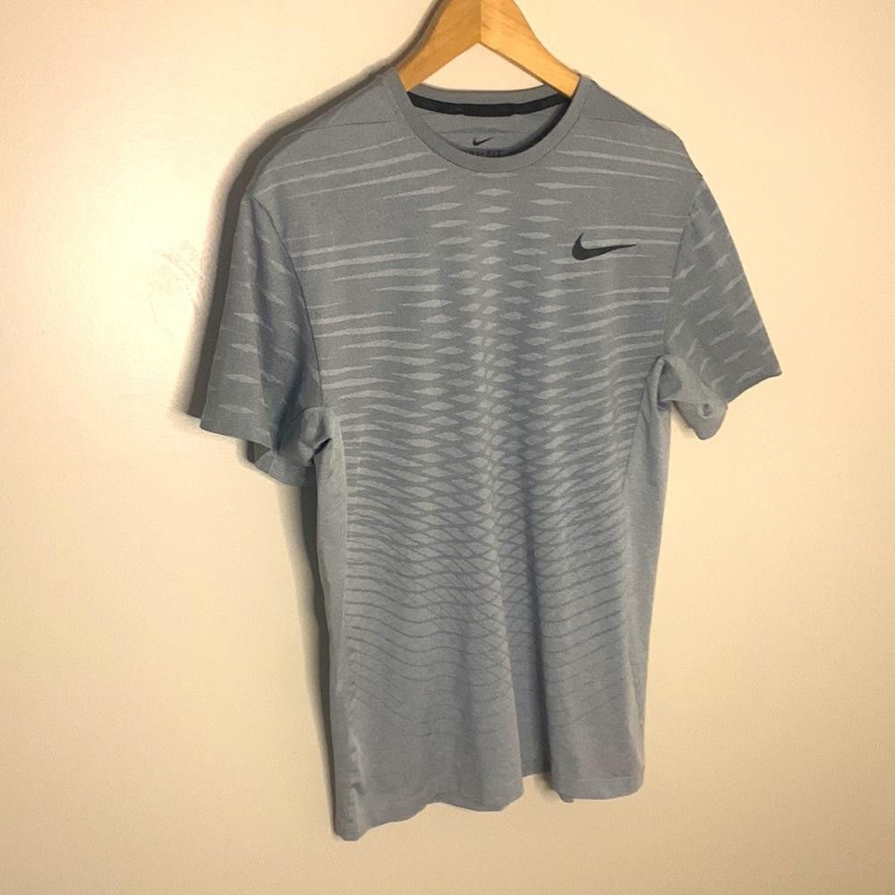Nike SS Performance Tee - Nike - Grey - 95% poly, 5% spandex Size US M / EU 48-50 / 2 - 3 Thumbnail
