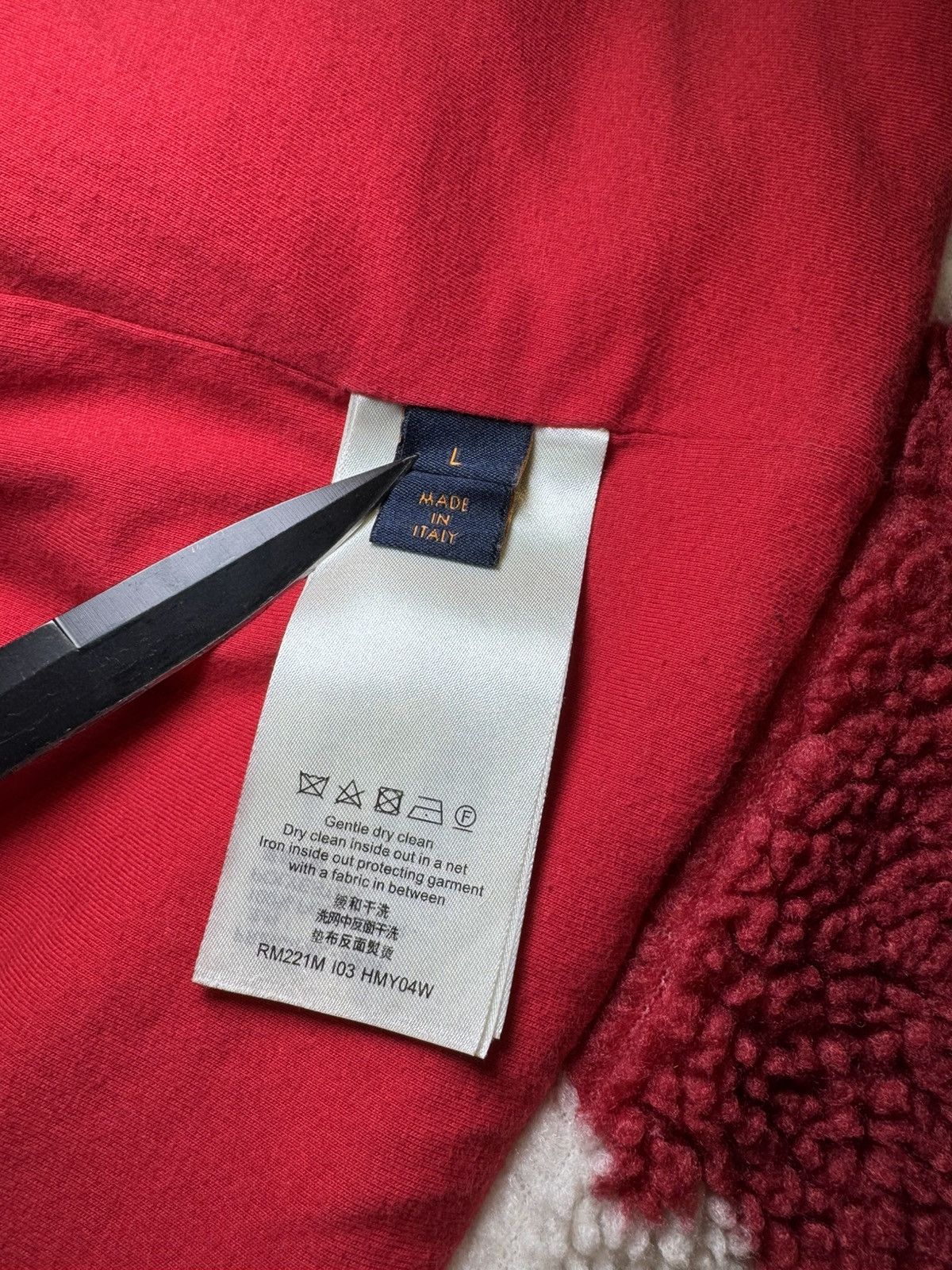 Louis Vuitton Louis Vuitton Red Checkered Fleece Size US L / EU 52-54 / 3 - 10 Thumbnail