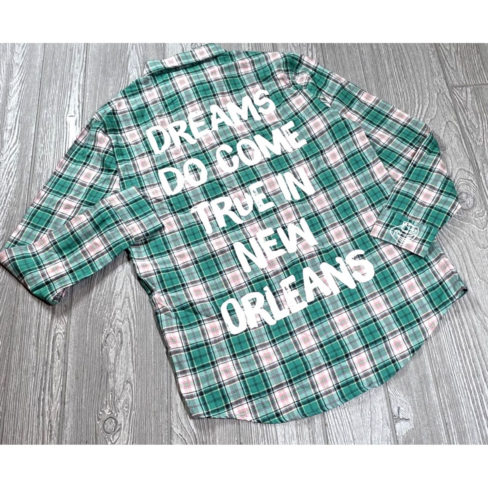 Disney Disney Princess The Frog New Orleans Button-Up Shirt Womens Small Shirt Winnie? Size S / US 4 / IT 40 - 2 Thumbnail