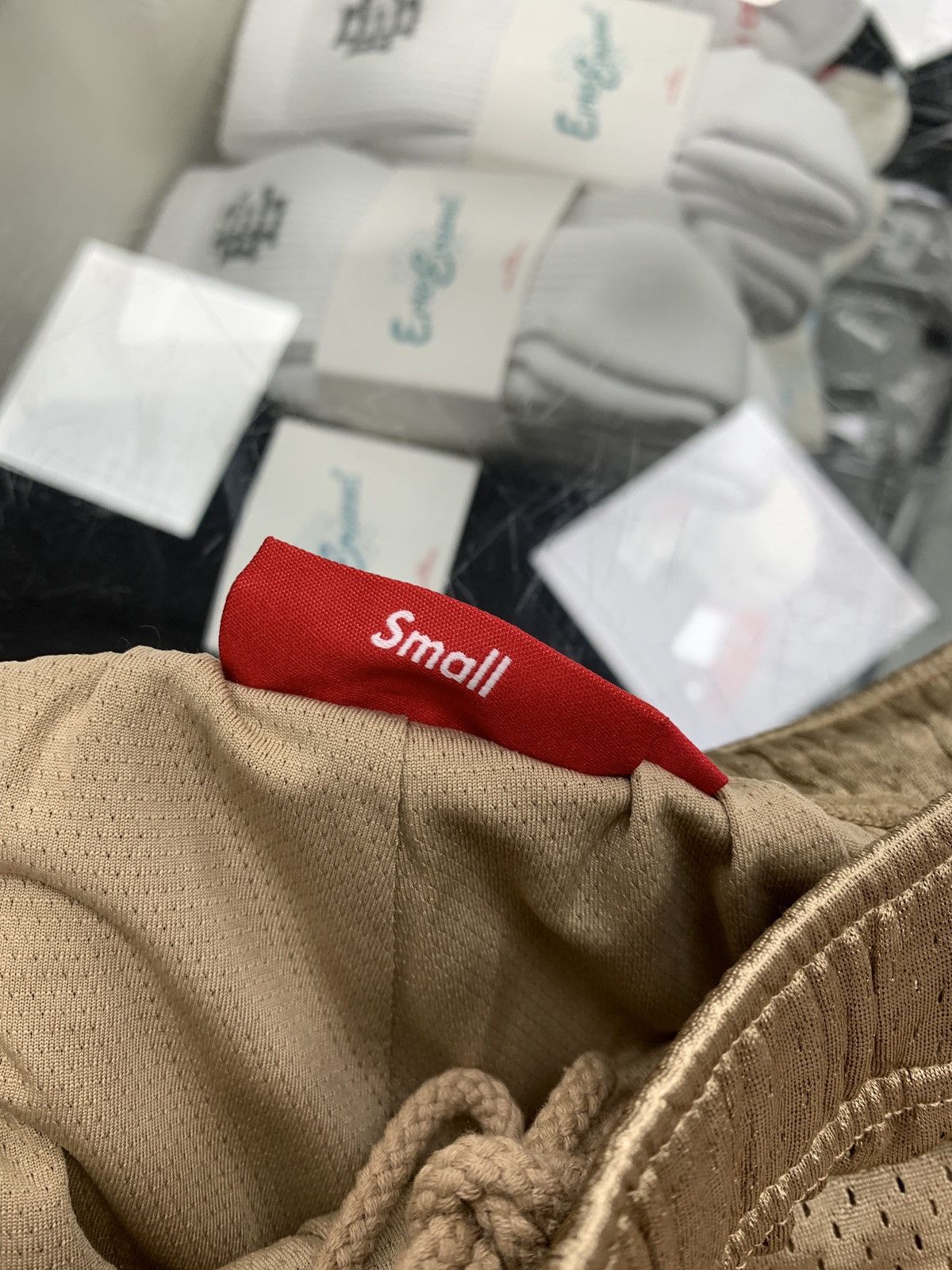 Supreme Supreme Small Box Baggy Mesh Short (SS25) "Brown” Size US 30 / EU 46 - 3 Thumbnail