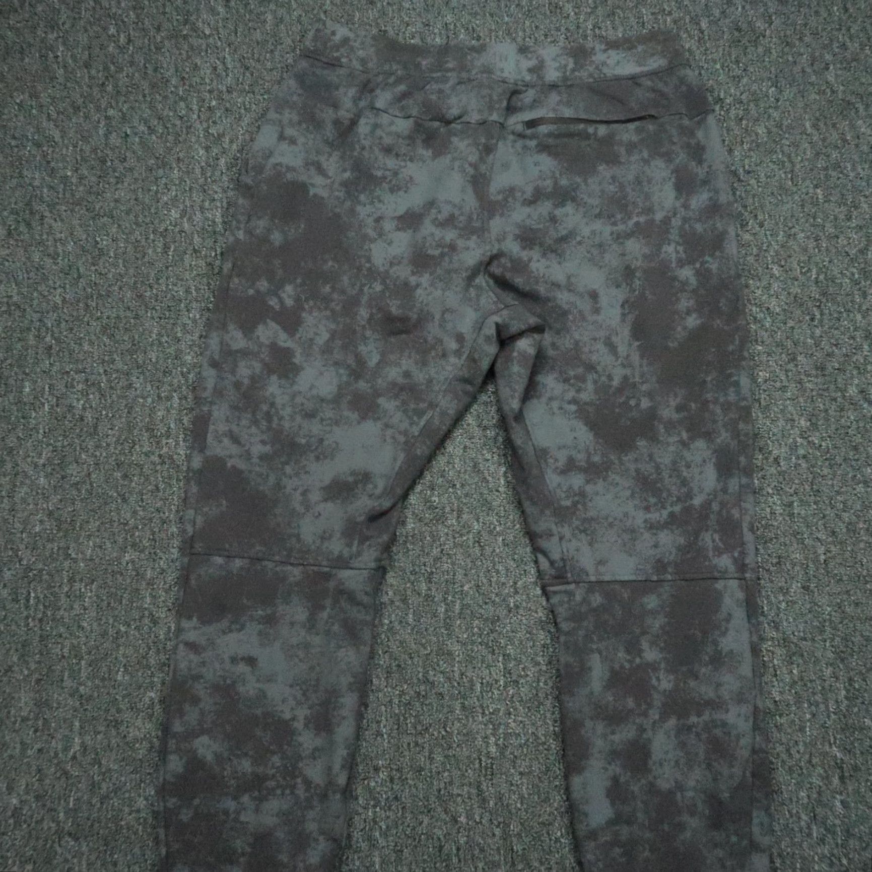 Lululemon Lululemon Pants Mens Large Gray City Sweat Jogger Zip Pocket Training Thermo Size US 33 - 3 Thumbnail