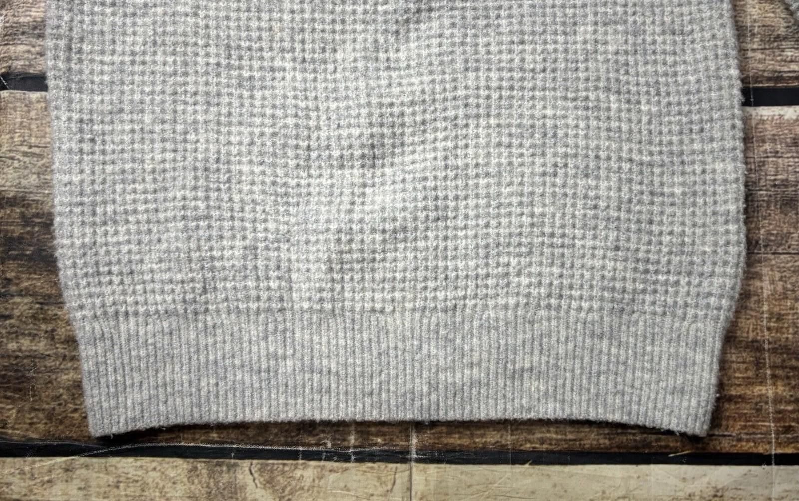 Banana Republic Banana Republic Sweater Womens XS Chunky Waffle Knit Wool Size XS / US 0-2 / IT 36-38 - 5 Thumbnail