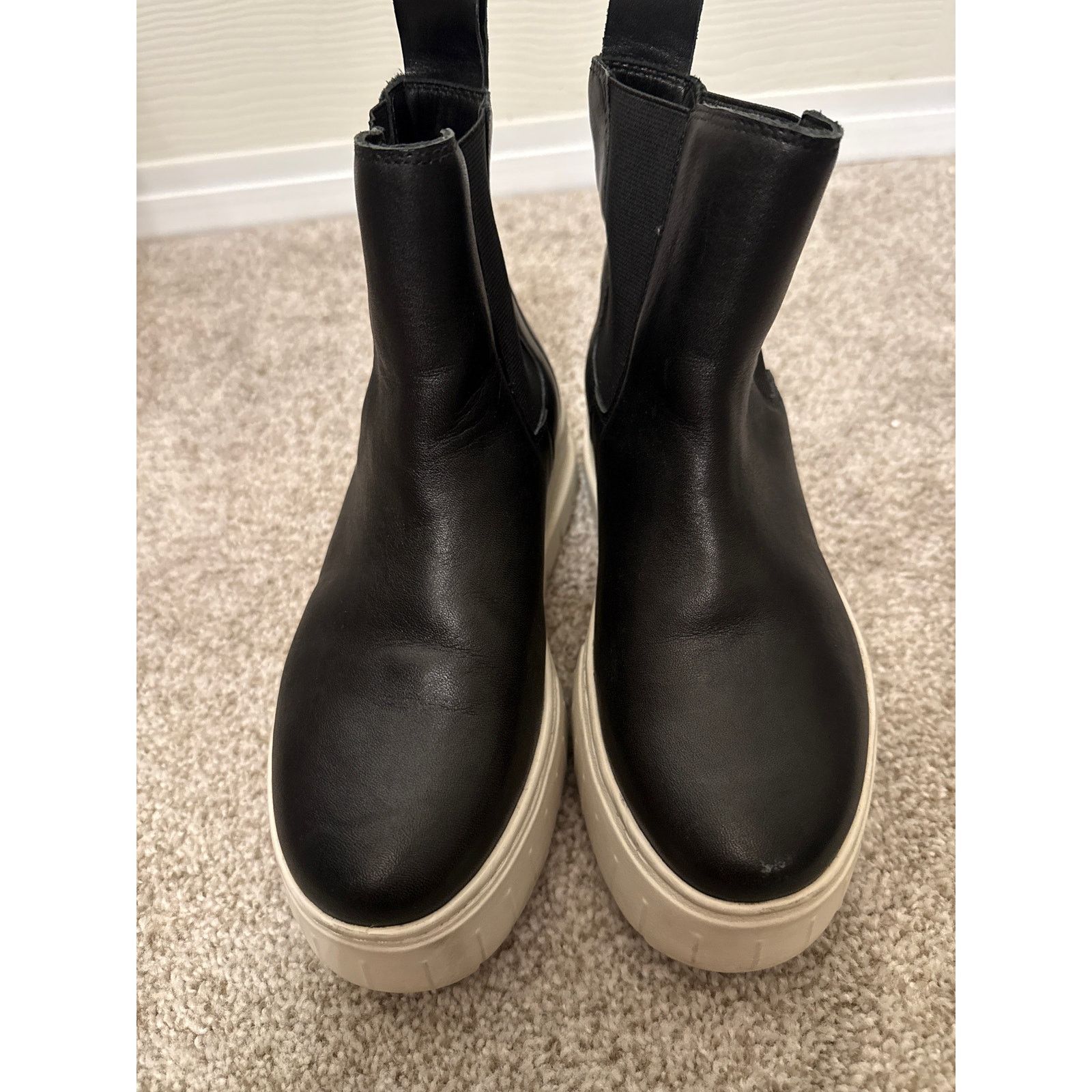 J/Slides J/Slides Black Leather Platform W's Riley Chelsea Boot, 6 Size US 6 / IT 36 - 10 Thumbnail