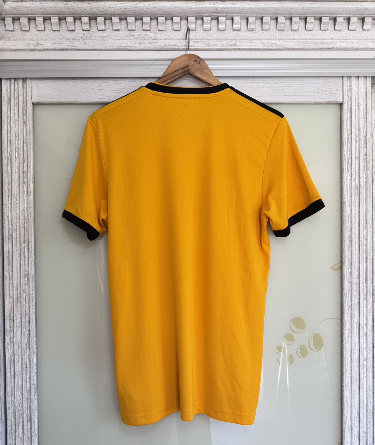 Adidas Wolverhampton 2018-2019 Home Soccer Jersey Football Kit Size US M / EU 48-50 / 2 - 2 Thumbnail