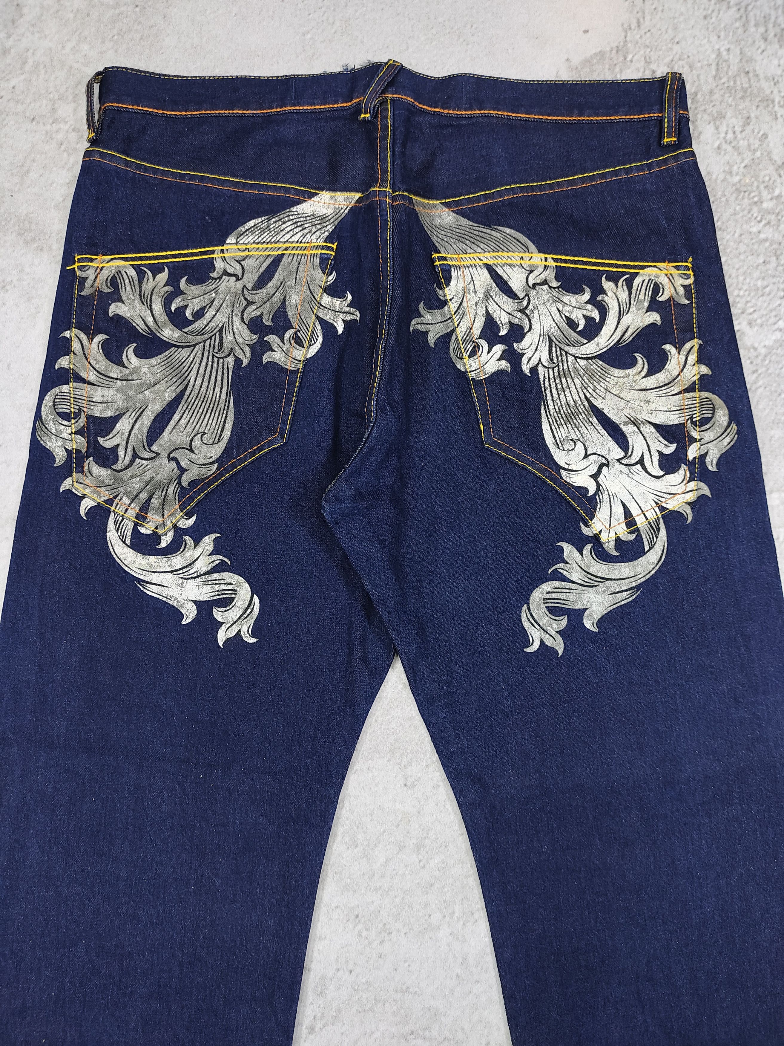 Japanese Brand The Year Of- Gothic Scroll Ornamental Artwork Selvedge Jeans Size US 36 / EU 52 - 7 Thumbnail