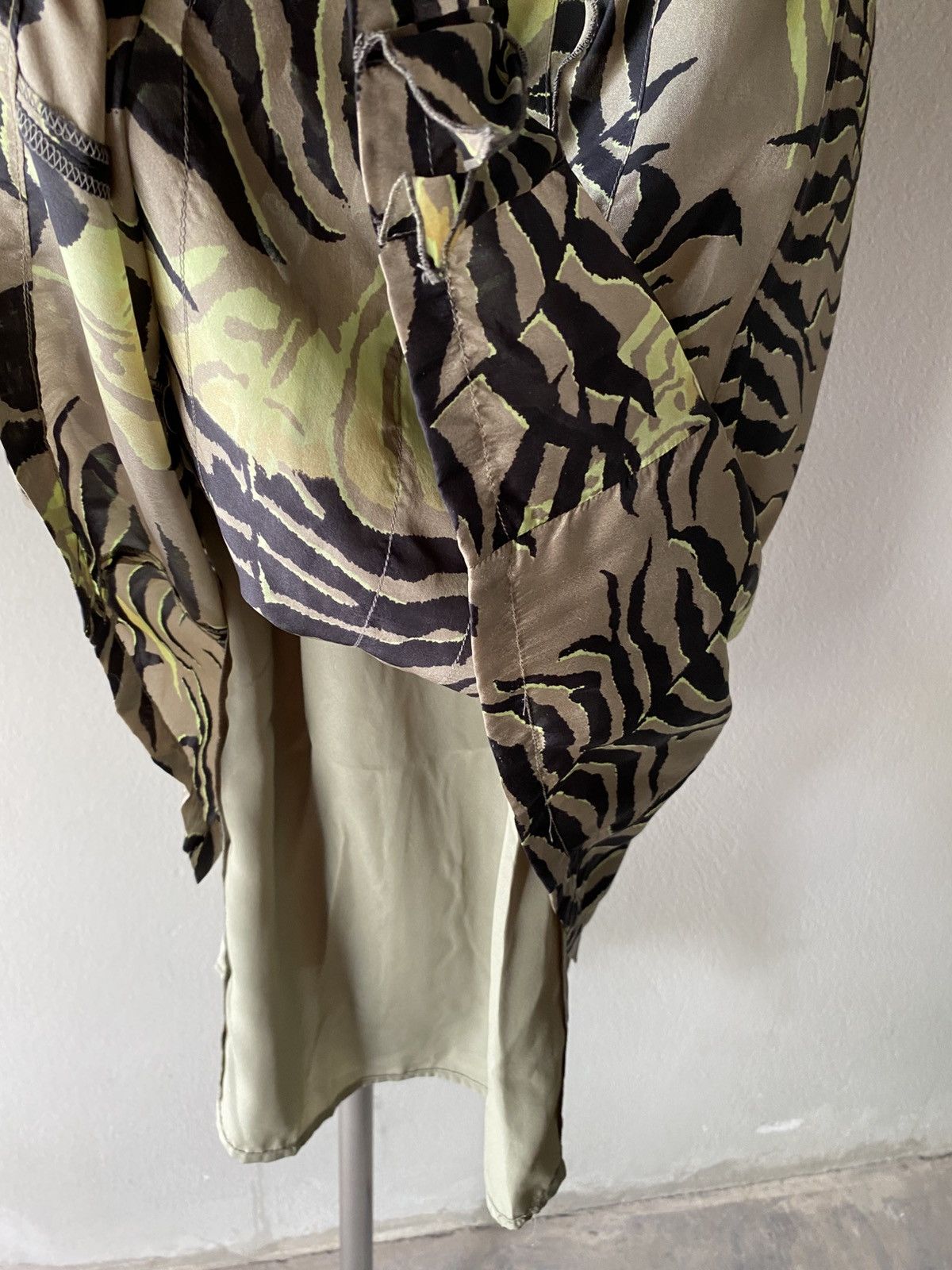 Max Mara Maxmara Green Tiger Printed dress. Size S / US 4 / IT 40 - 6 Thumbnail