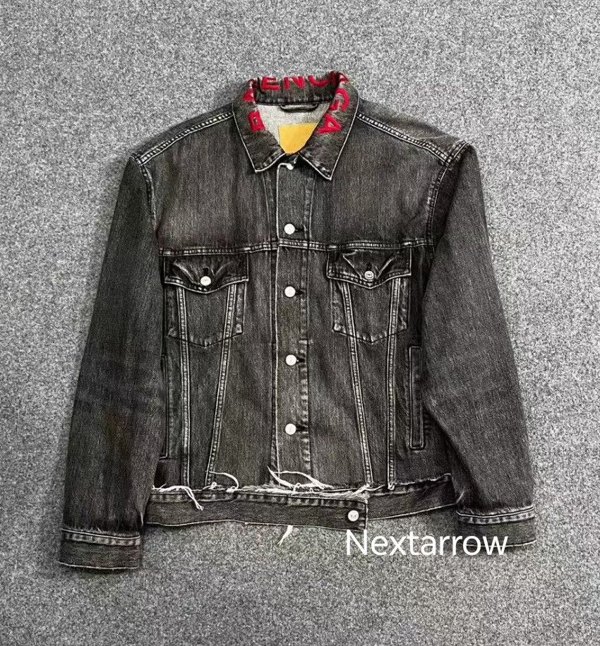 Balenciaga Balenciaga destroys denim jacket 2410-Nextarrow Size US S / EU 44-46 / 1 - 1 Thumbnail