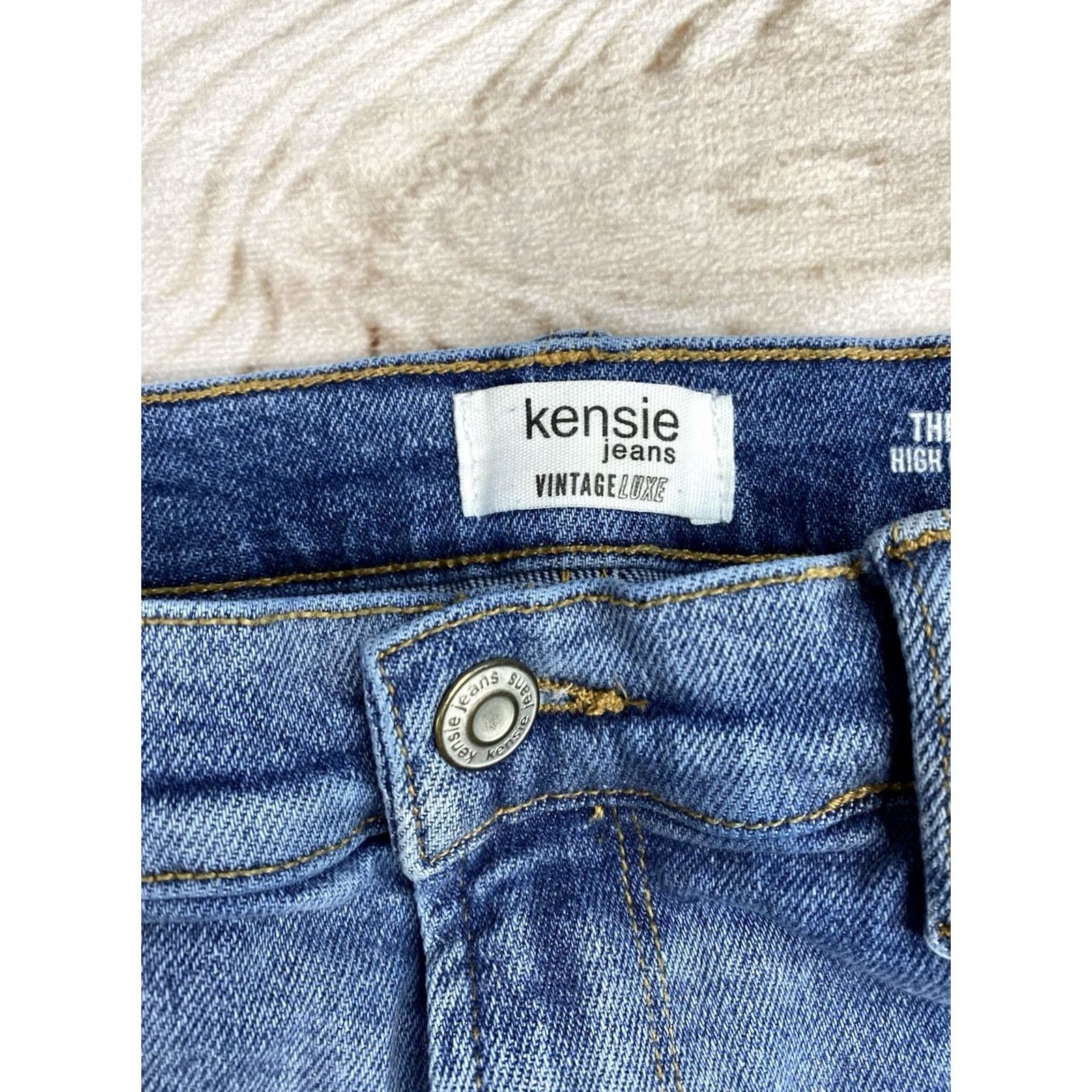Vintage Kensie Jeans Sz 10/30 The Kelsey High Rise Skinny Ankle Distressed Raw Hem Jeans Women Slim Denim Blue 5-Pocket City Fall Winter Spring Size 32" / US 10 / IT 46 - 3 Thumbnail