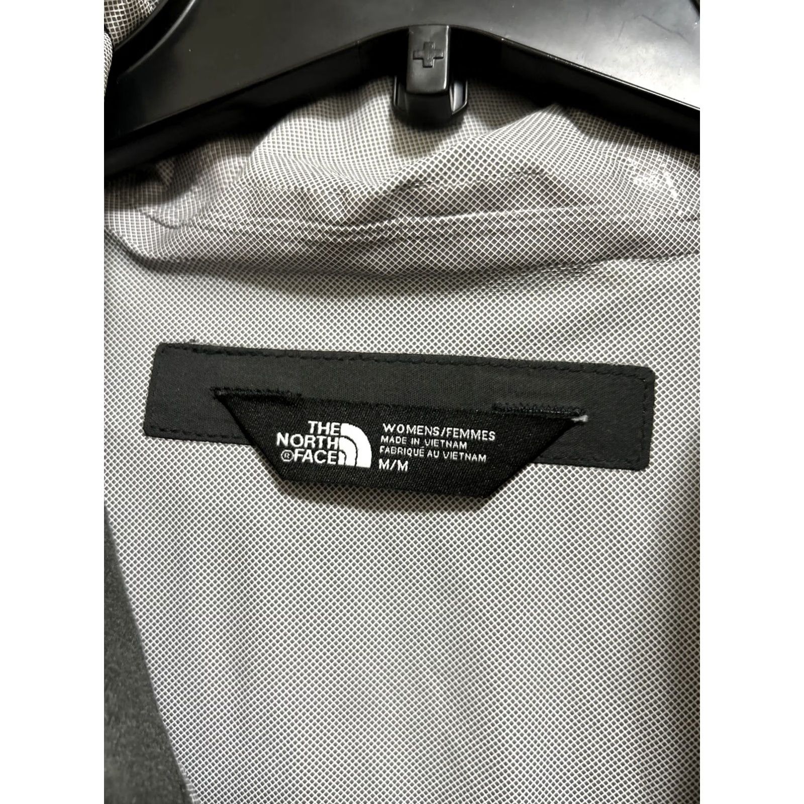 The North Face The North Face Rain Jacket Womens M Gray Dryvent Full Zip Hooded Lightweight Waterproof Windbreaker Coat - Regular Mens? Size M / US 6-8 / IT 42-44 - 7 Thumbnail