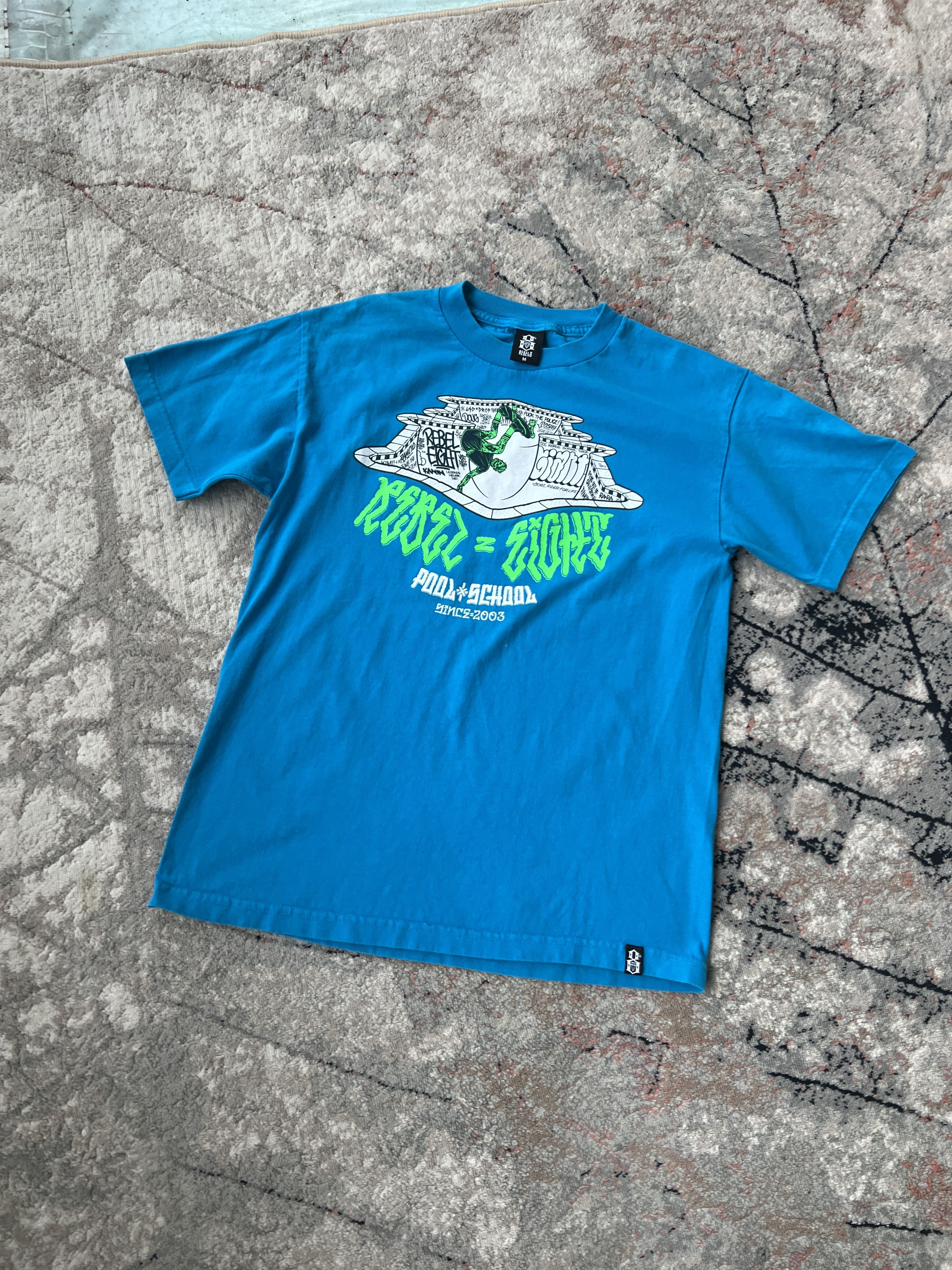 Other REBEL Pool + School Tee Size US M / EU 48-50 / 2 - 1 Thumbnail