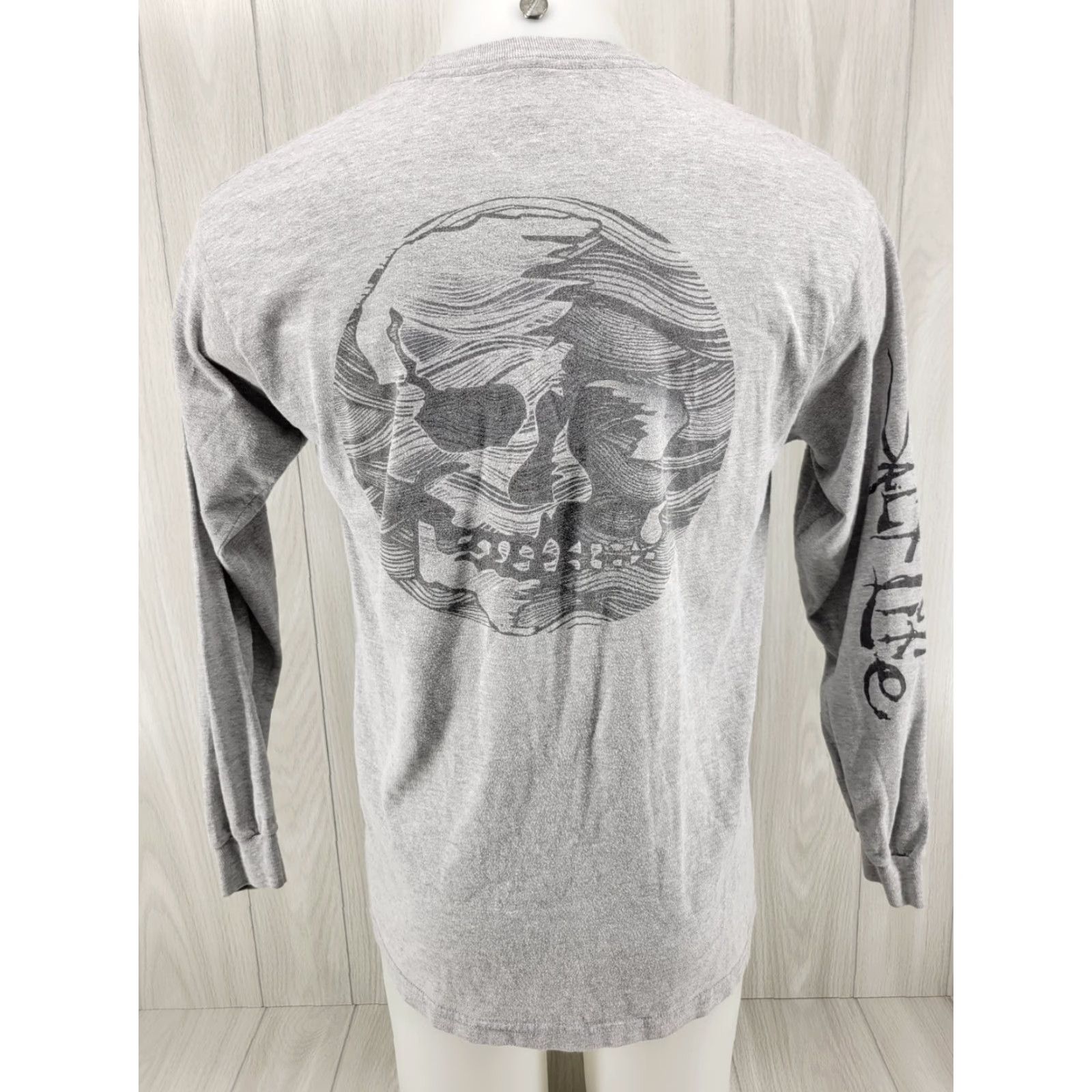 Vintage Salt Life Live Salty Adult Mens Medium Gray Skull Long Sleeve T Shirt Size US M / EU 48-50 / 2 - 2 Thumbnail