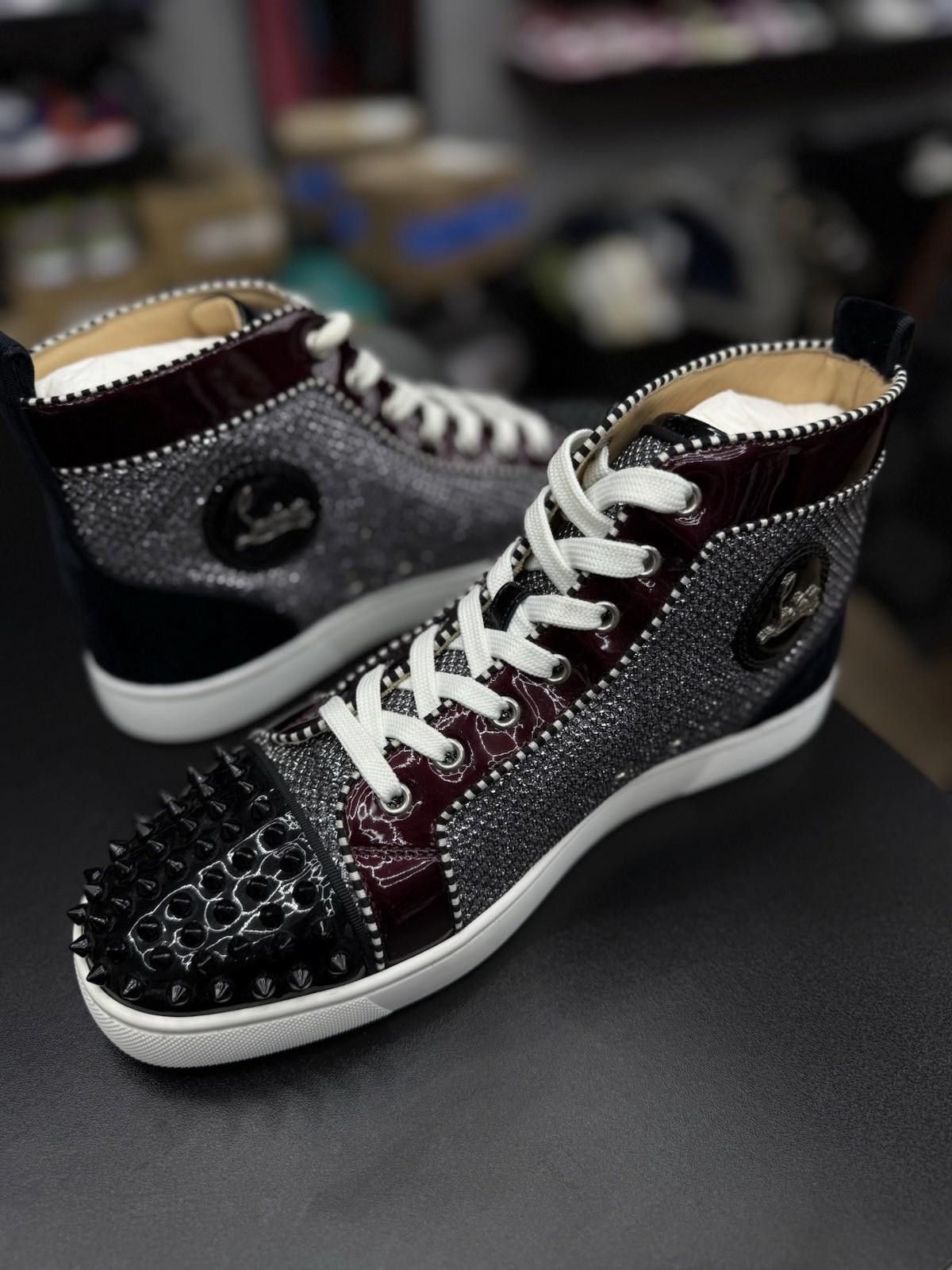Christian Louboutin Christian Louboutin Orlato Flat Spike Sneakers 42EU/9US Size US 9 / EU 42 - 11 Thumbnail