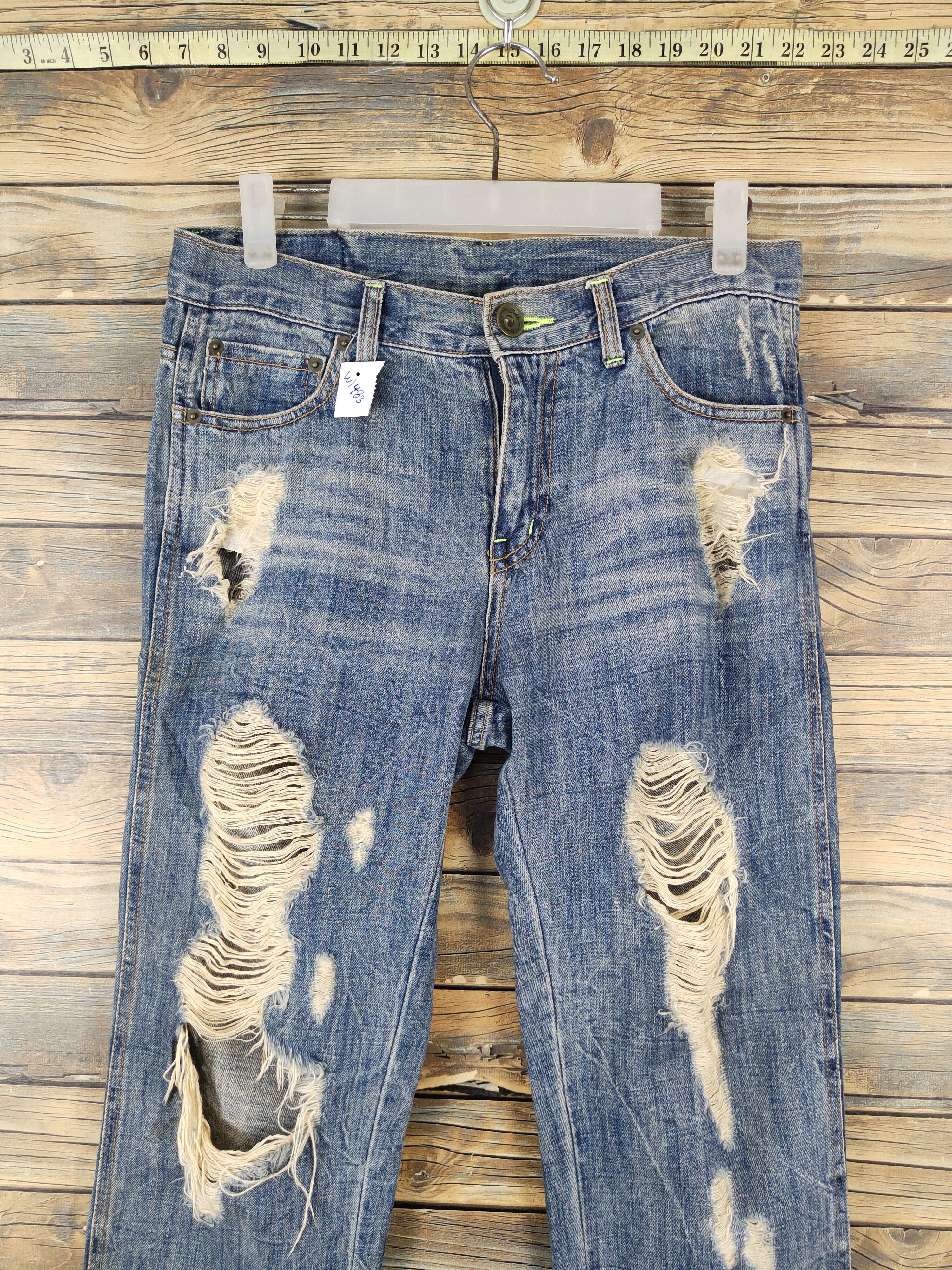 Japanese Brand D.i.a Blue Distressed Ripped denim Jeans #W1483 Size US 30 / EU 46 - 2 Thumbnail