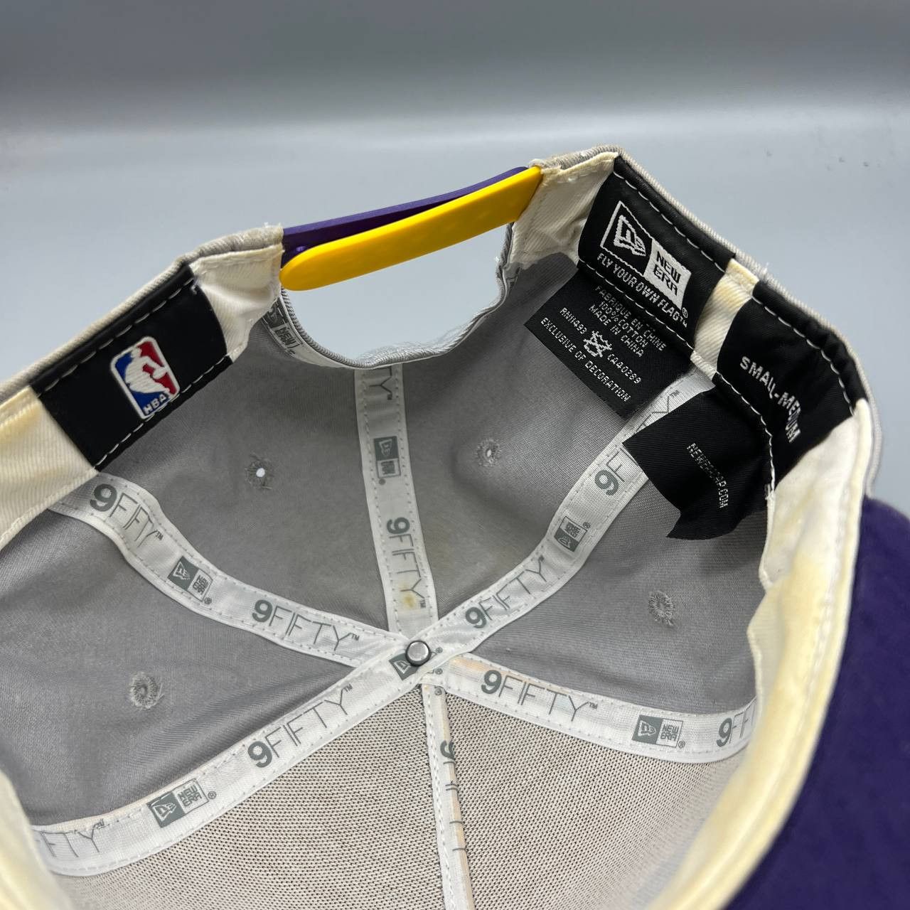 New Era Los Angeles LA Lakers Hat Men S-M Snap Back Cap A-Frame Size ONE SIZE - 5 Thumbnail