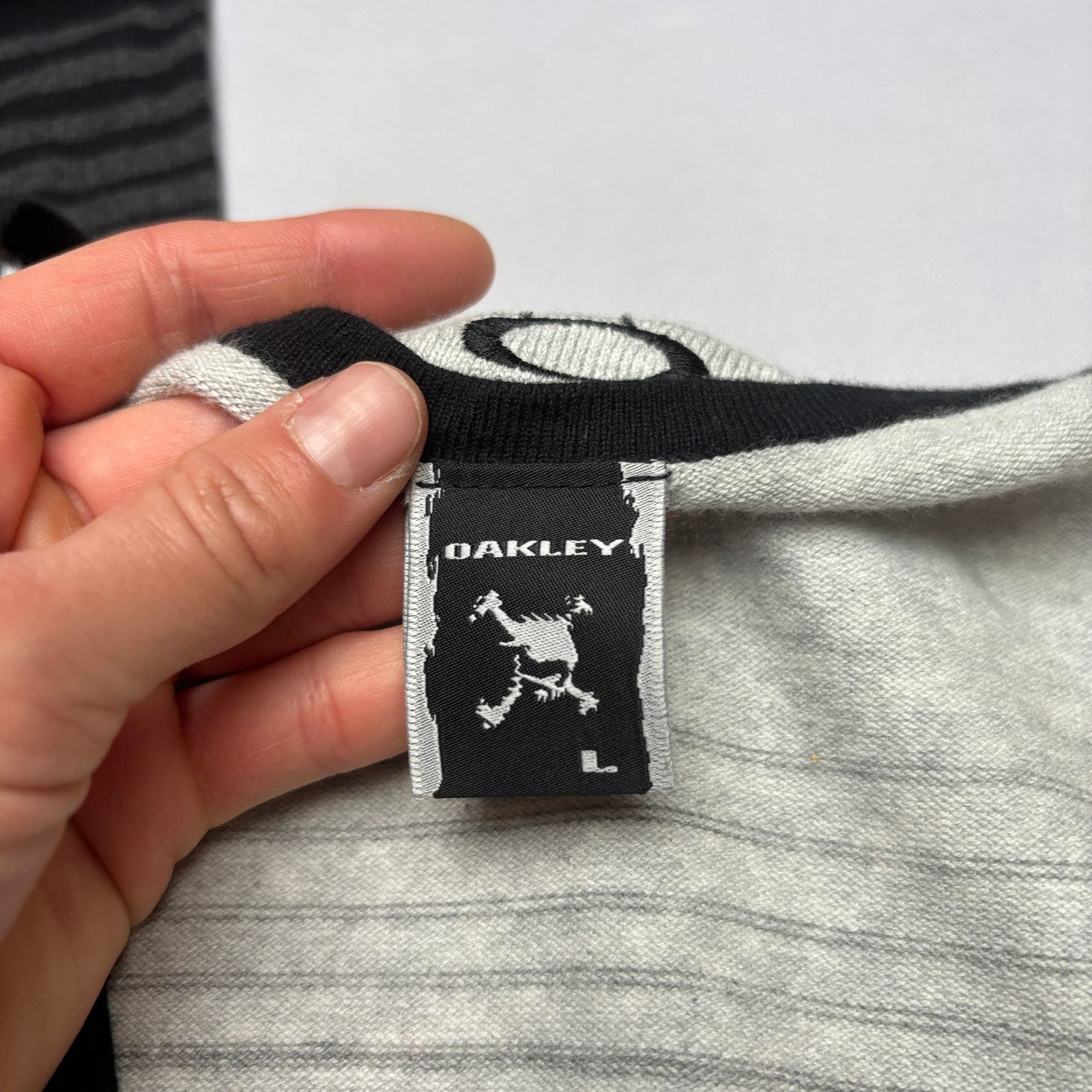 Oakley Oakley Gradient Stripe Zip Cardigan Sweater Mens Large Skull Size US L / EU 52-54 / 3 - 5 Thumbnail