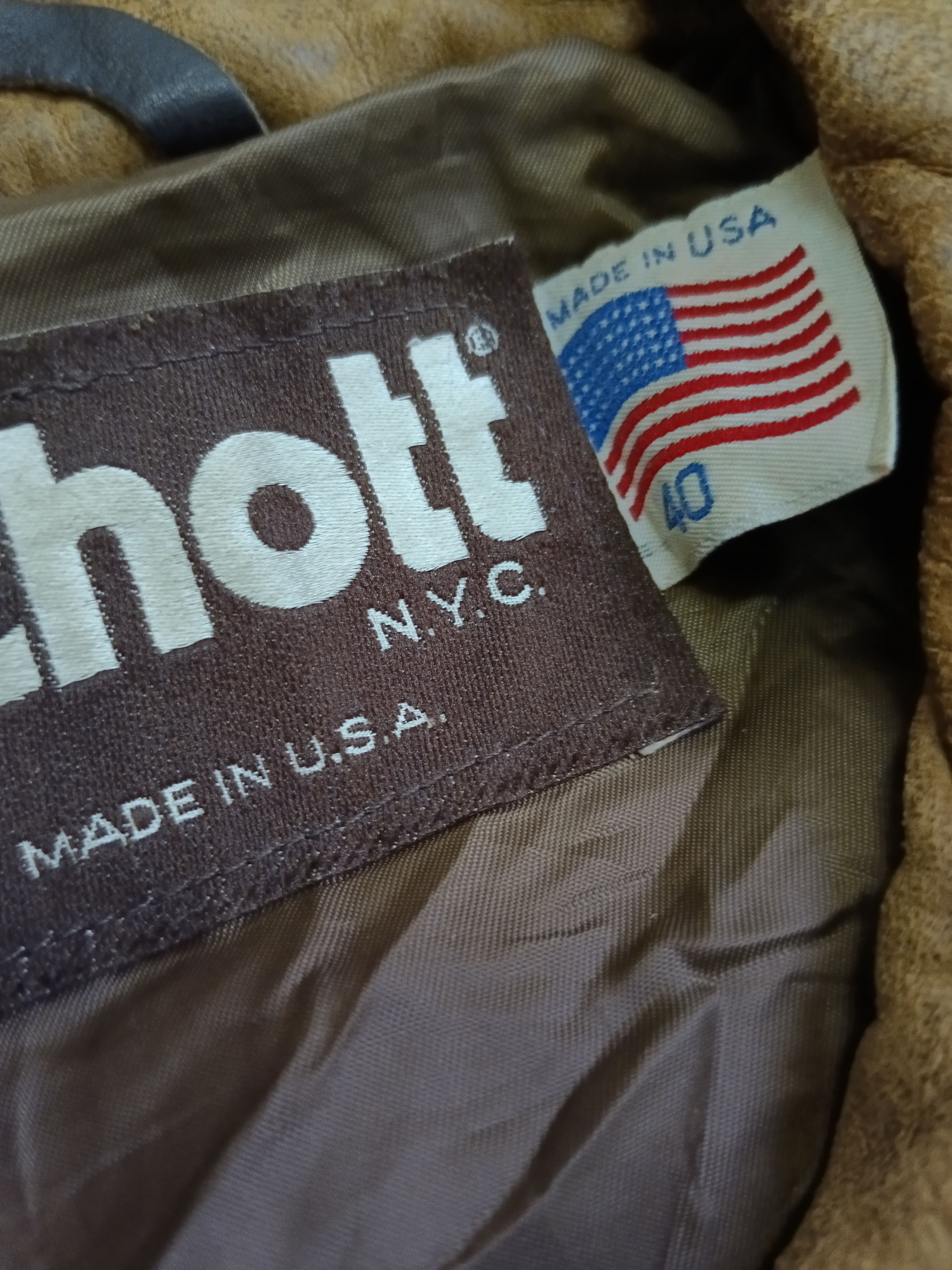 Schott THRASHED🔥SCHOTT SOFT LEATHER JACKET(SIZE TAG 40) Size US M / EU 48-50 / 2 - 10 Thumbnail