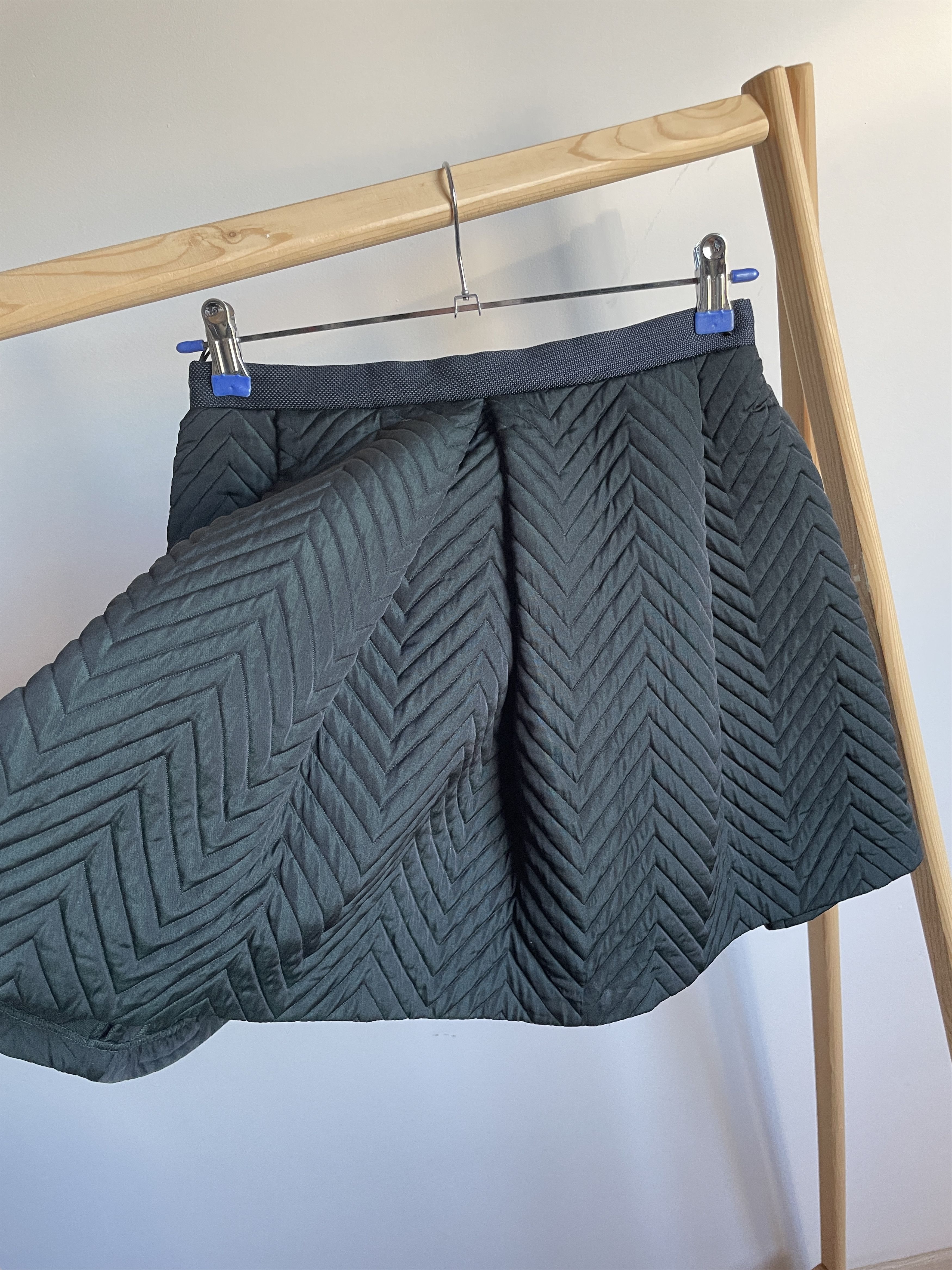 Kenzo Kenzo Paris Quilted Flared Padded Mini Skirt Size EUR 36 Size 25" / US 0 / IT 36 - 6 Thumbnail