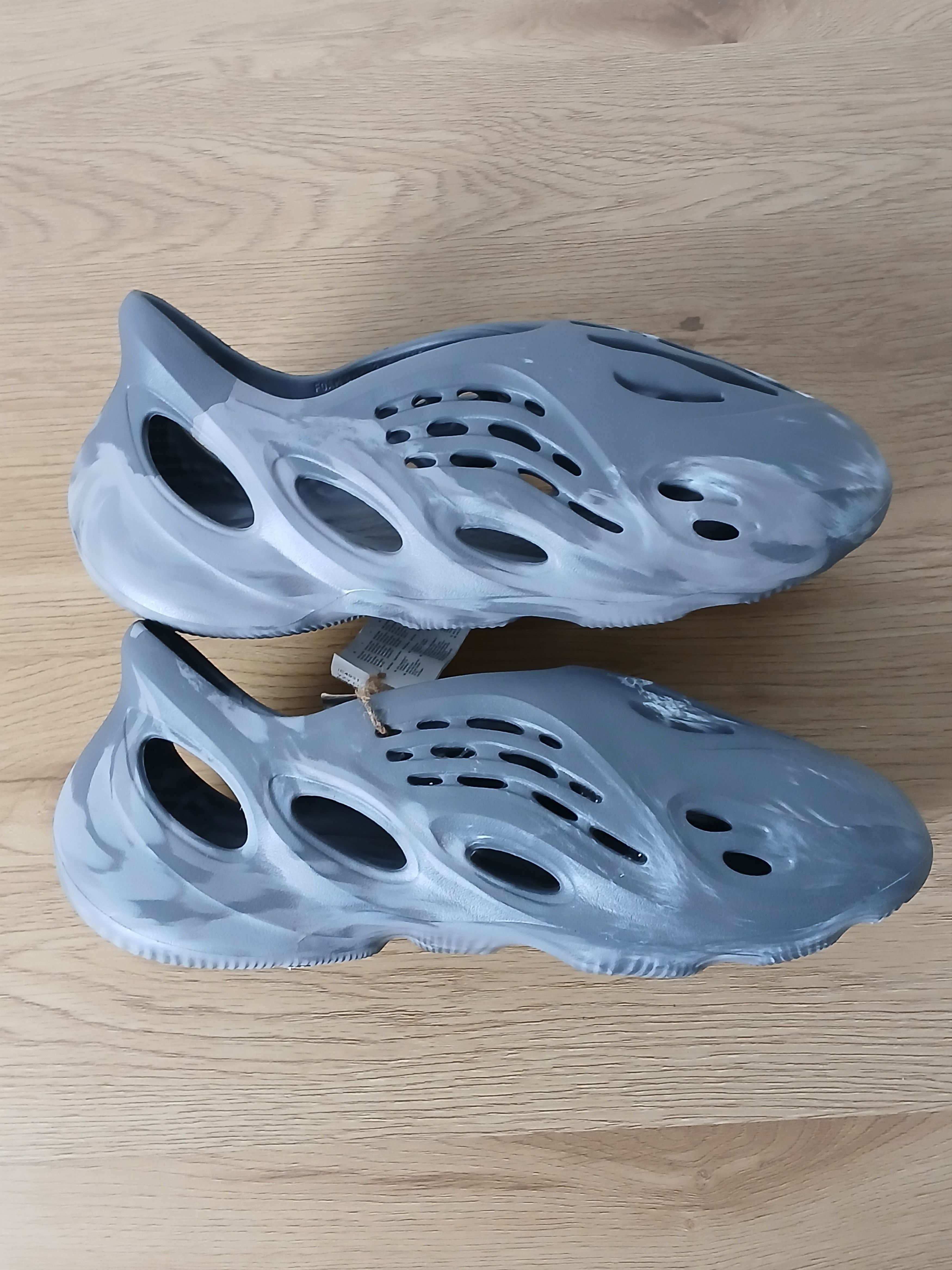 Adidas × Kanye West × Yeezy New Adidas Yeezy Foam Runner Size US 12 / EU 45 - 3 Thumbnail