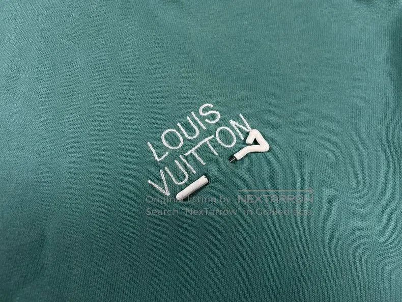 Louis Vuitton Louis Vuitton Green Logo Hoodie S. Size US S / EU 44-46 / 1 - 4 Thumbnail