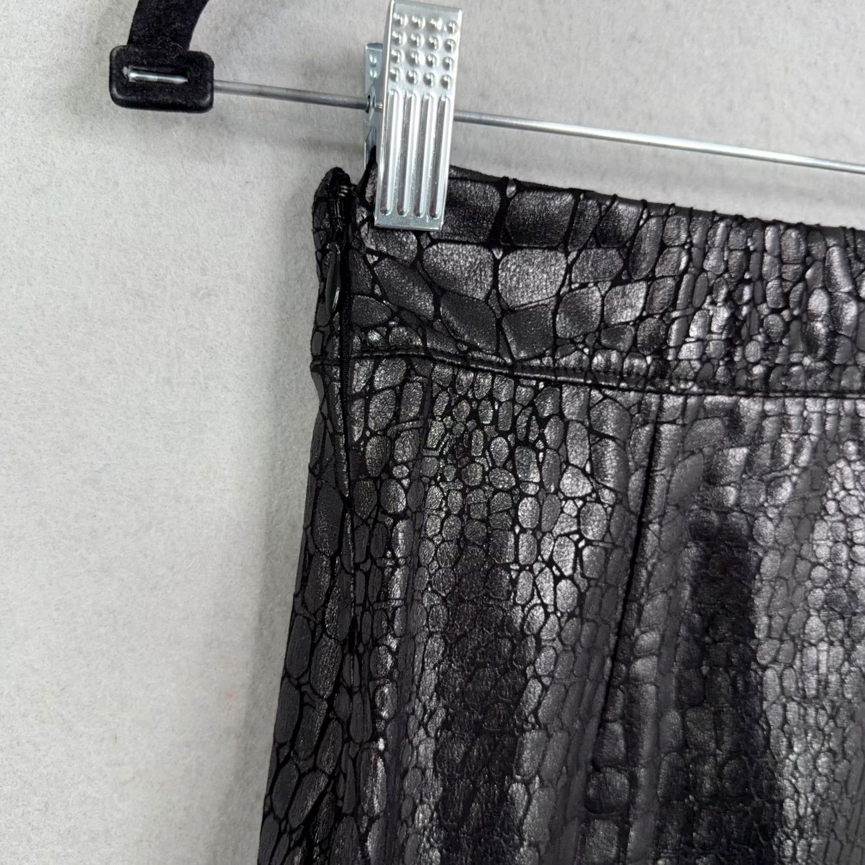 Brochu Walker Brochu Walker Skirt Womens Small Black Croc Embossed Faux Leather Pencil Office Size 28" / US 6 / IT 42 - 6 Thumbnail