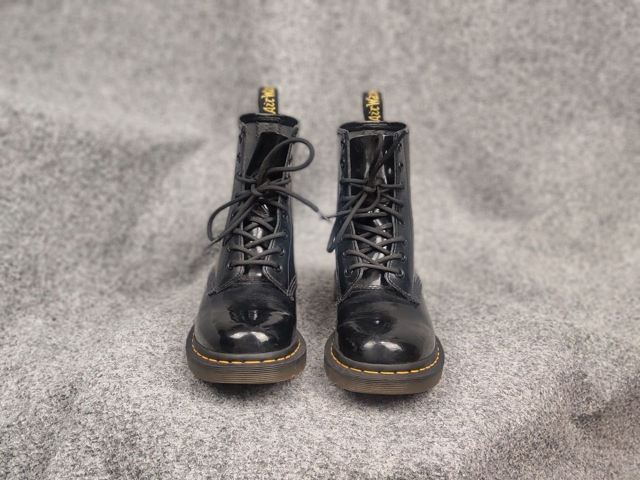 Dr. Martens Dr. Martens 11821 Patent Black Leather Combat lace up Boots Size US 6 / IT 36 - 4 Thumbnail