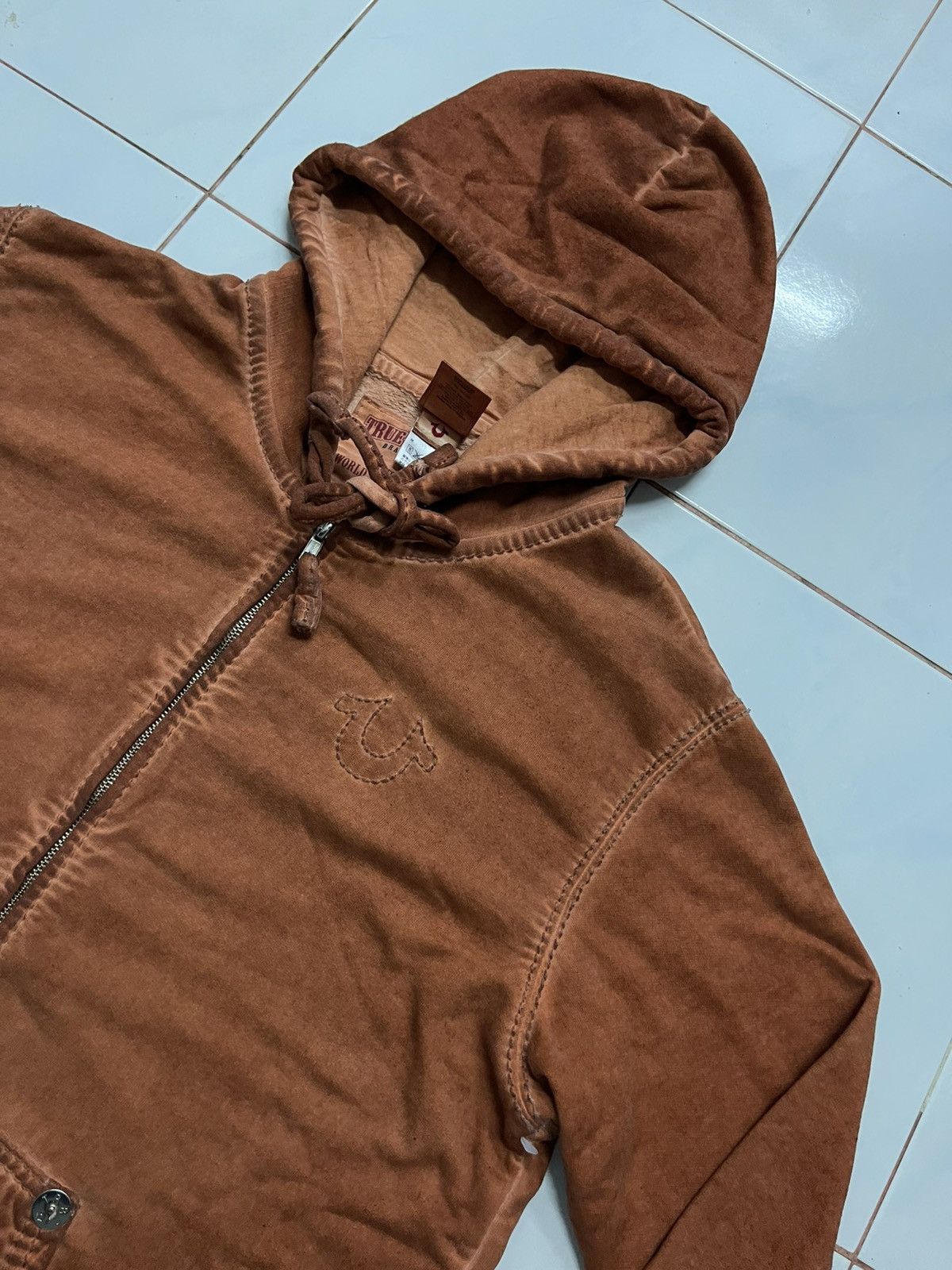 True Religion 2000s TRUE RELIGION BIG T-ZIP HOODIE RARE COLOUR Size US M / EU 48-50 / 2 - 8 Thumbnail