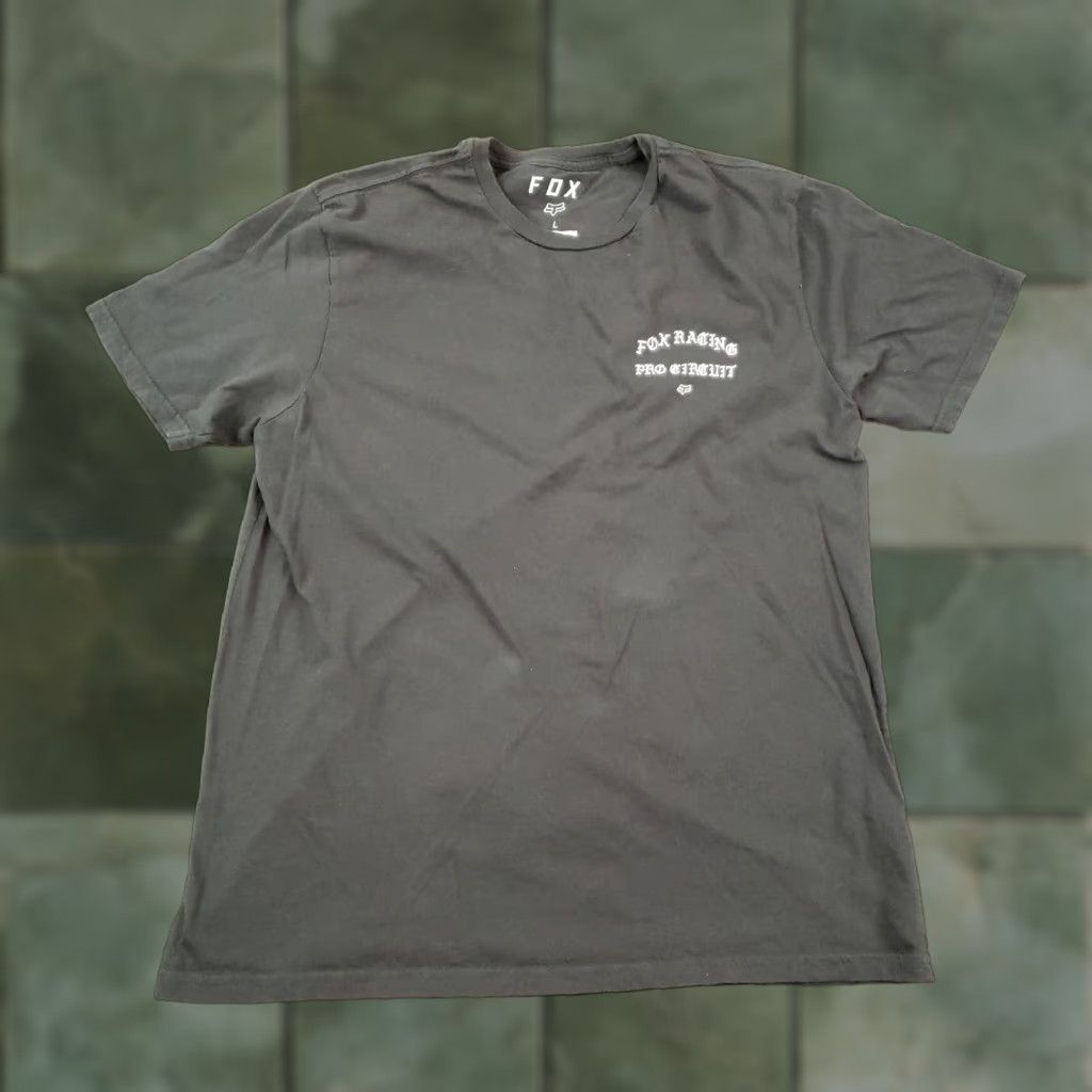 Vintage Mens Large Black Crew Neck Short Sleeve Premium Fit Fox Facing T Shirt Size US L / EU 52-54 / 3 - 1 Thumbnail