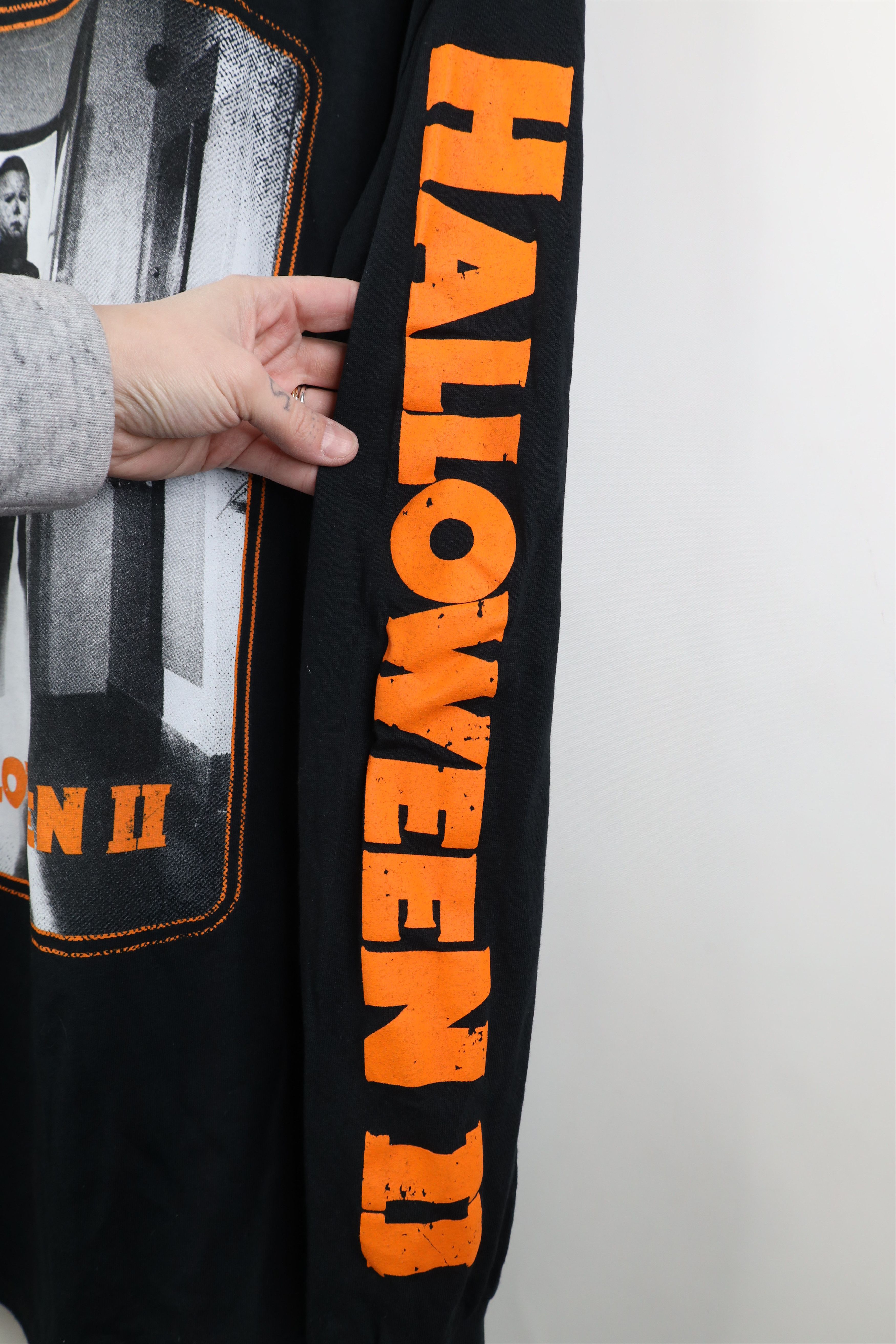 Vintage Y2K Streetwear Halloween II Movie Long Sleeve T-Shirt Black Size US L / EU 52-54 / 3 - 4 Thumbnail