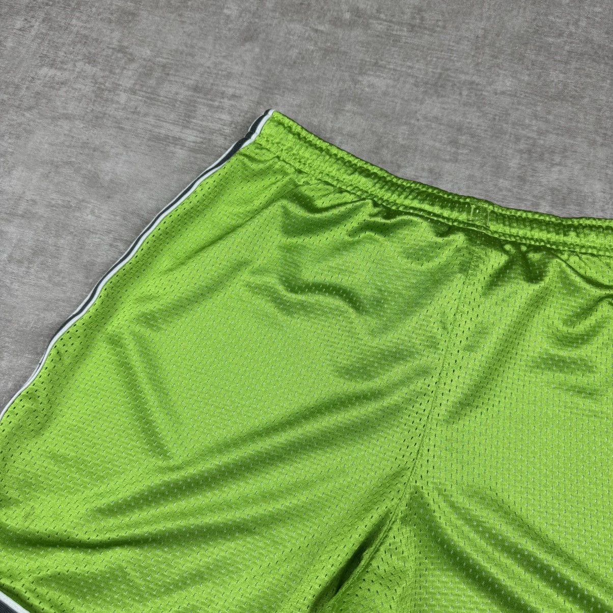 Nike Vintage Nike Shorts Size US 31 - 8 Thumbnail