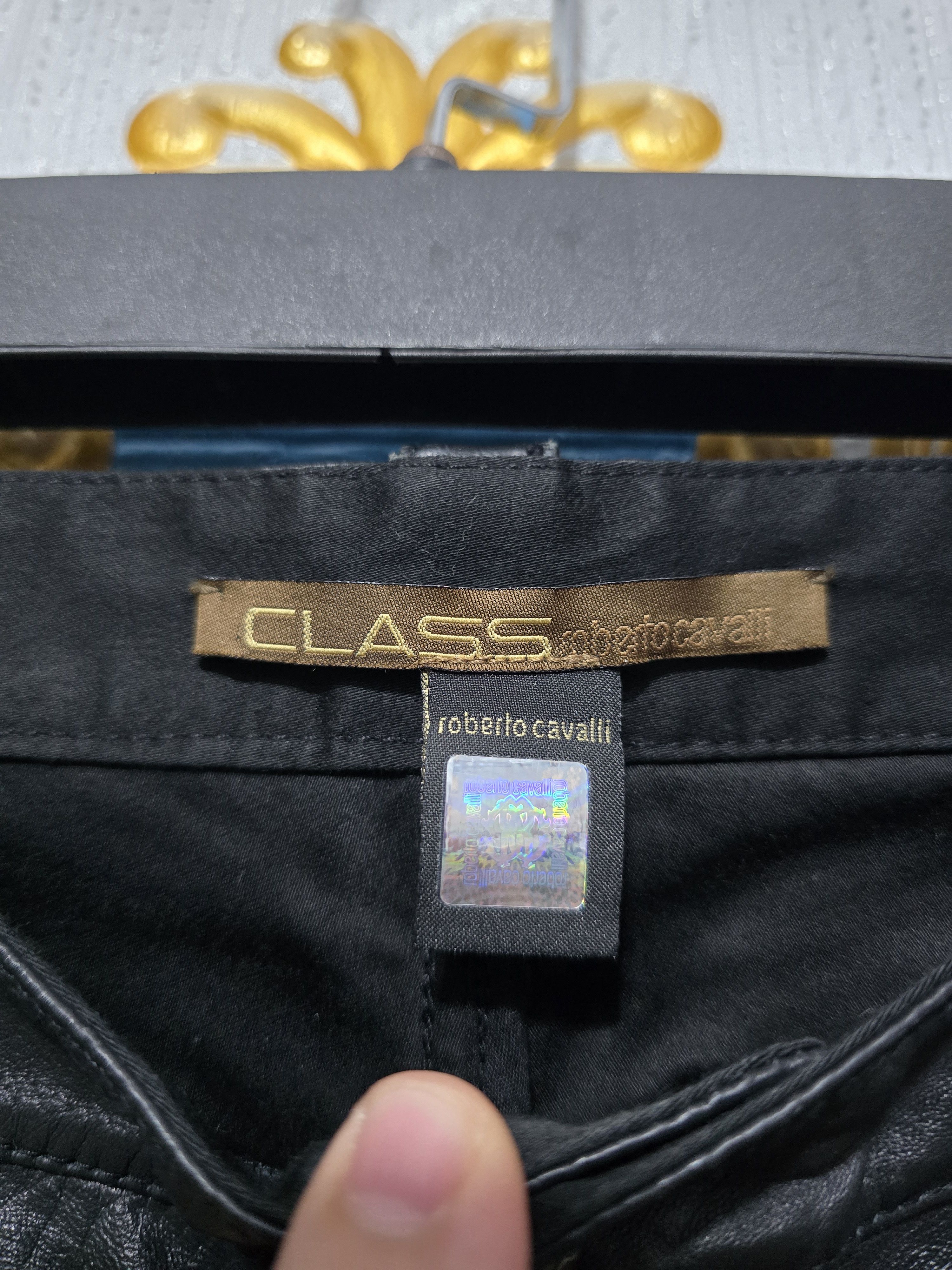 Roberto Cavalli Class Roberto Cavalli trousers leather waistband. VINTAGE Size 42" / US 20 - 5 Thumbnail