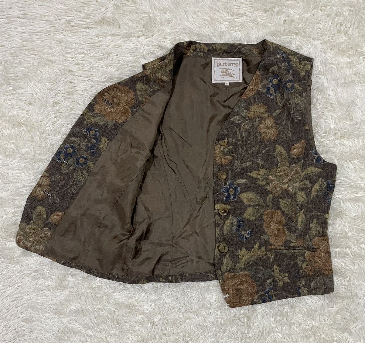 Burberry Vintage Burberrys' Floral Tapestry Vest Waistcoat 90s Size US XXS / EU 40 - 4 Thumbnail