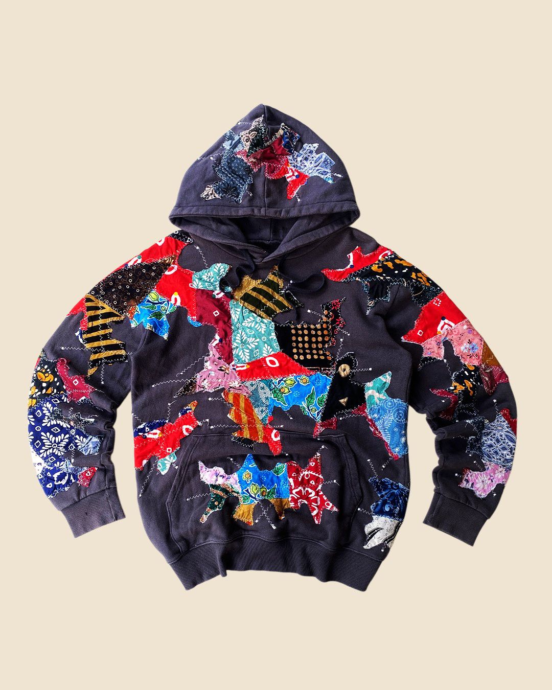 Other 1 OF 1 REWORKED BATIK PATCHWORKS DARK GREY HOODIE SIZE L Size US L / EU 52-54 / 3 - 1 Thumbnail
