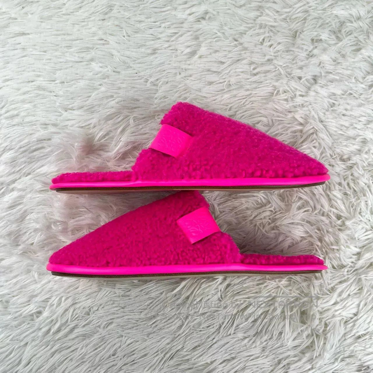 Loewe LOEWE Fleece Flat Slippers Pink. Size US 9.5 / IT 39.5 - 5 Thumbnail