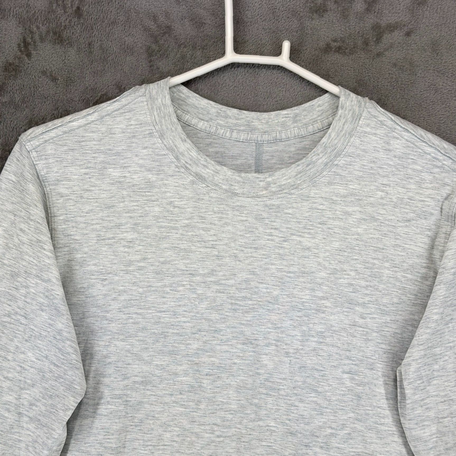 Lululemon Lululemon Athletica Women Heathered Grey Long Sleeve Crew Neck Activewear Top Shirt M Size M / US 6-8 / IT 42-44 - 2 Thumbnail