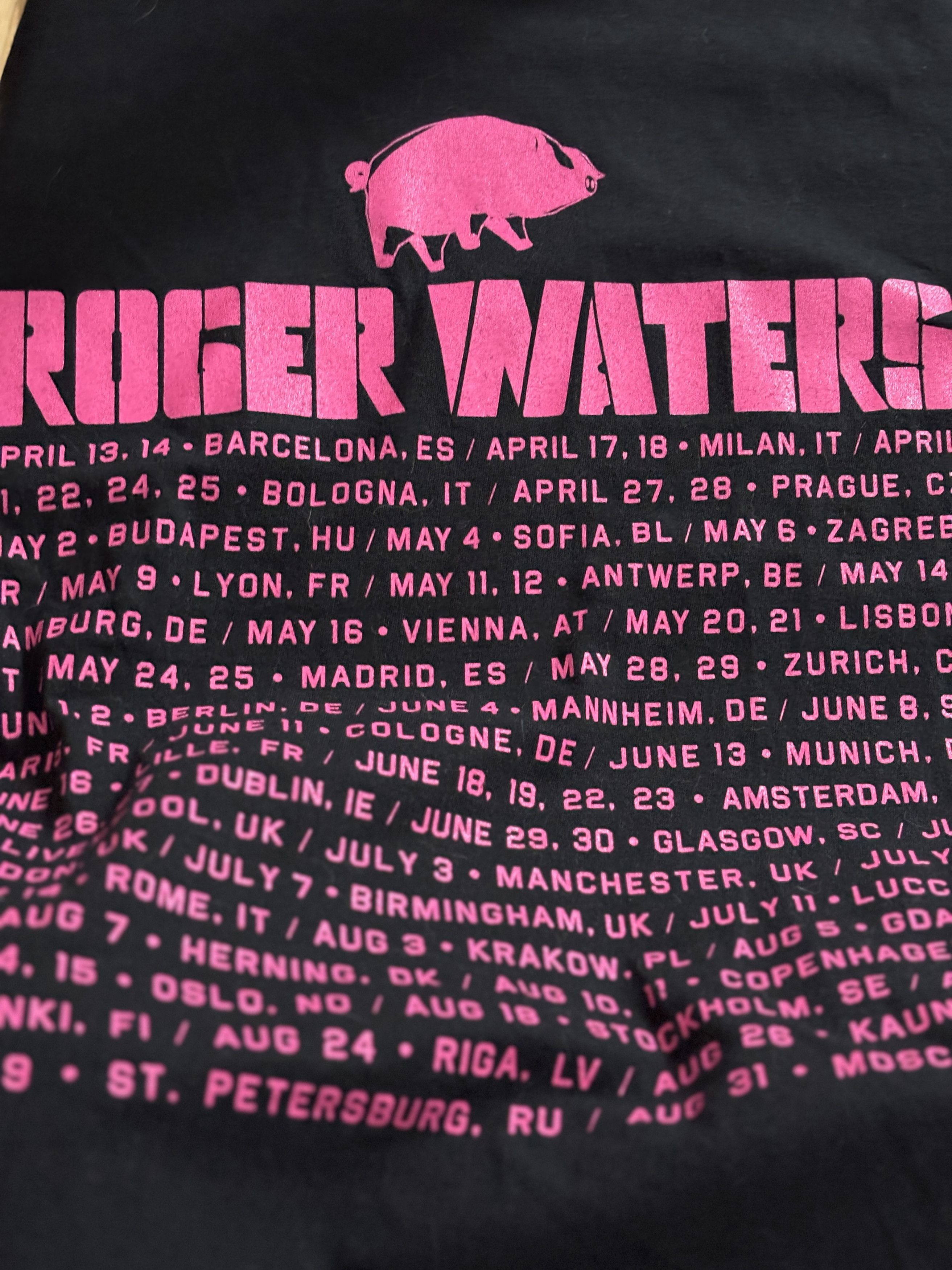 Pink Floyd Roger Waters "Animals" 2018 Tour T-Shirt Size US M / EU 48-50 / 2 - 5 Thumbnail