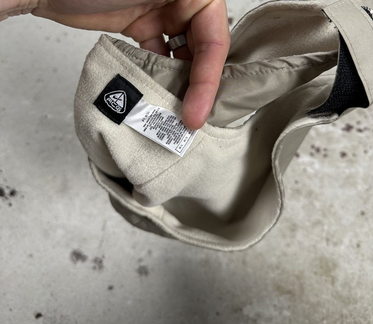 Nike ACG DS Vintage y2k Nike ACG Beige Trapper Hat Size ONE SIZE - 7 Thumbnail