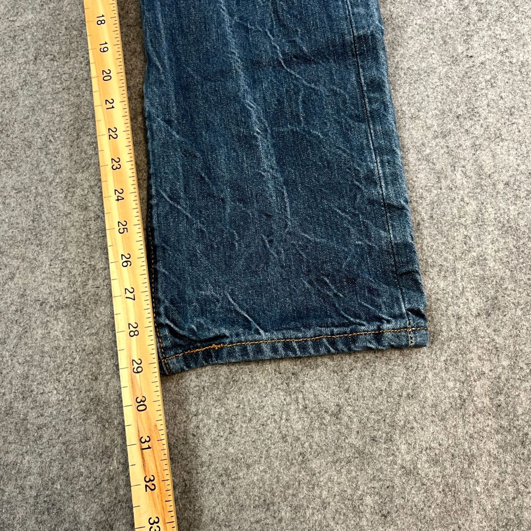 Levi's Levi's 501 Jeans Regular Straight 30 Dark Wash Blue Button Fly Cotton Men's Size US 30 / EU 46 - 4 Thumbnail