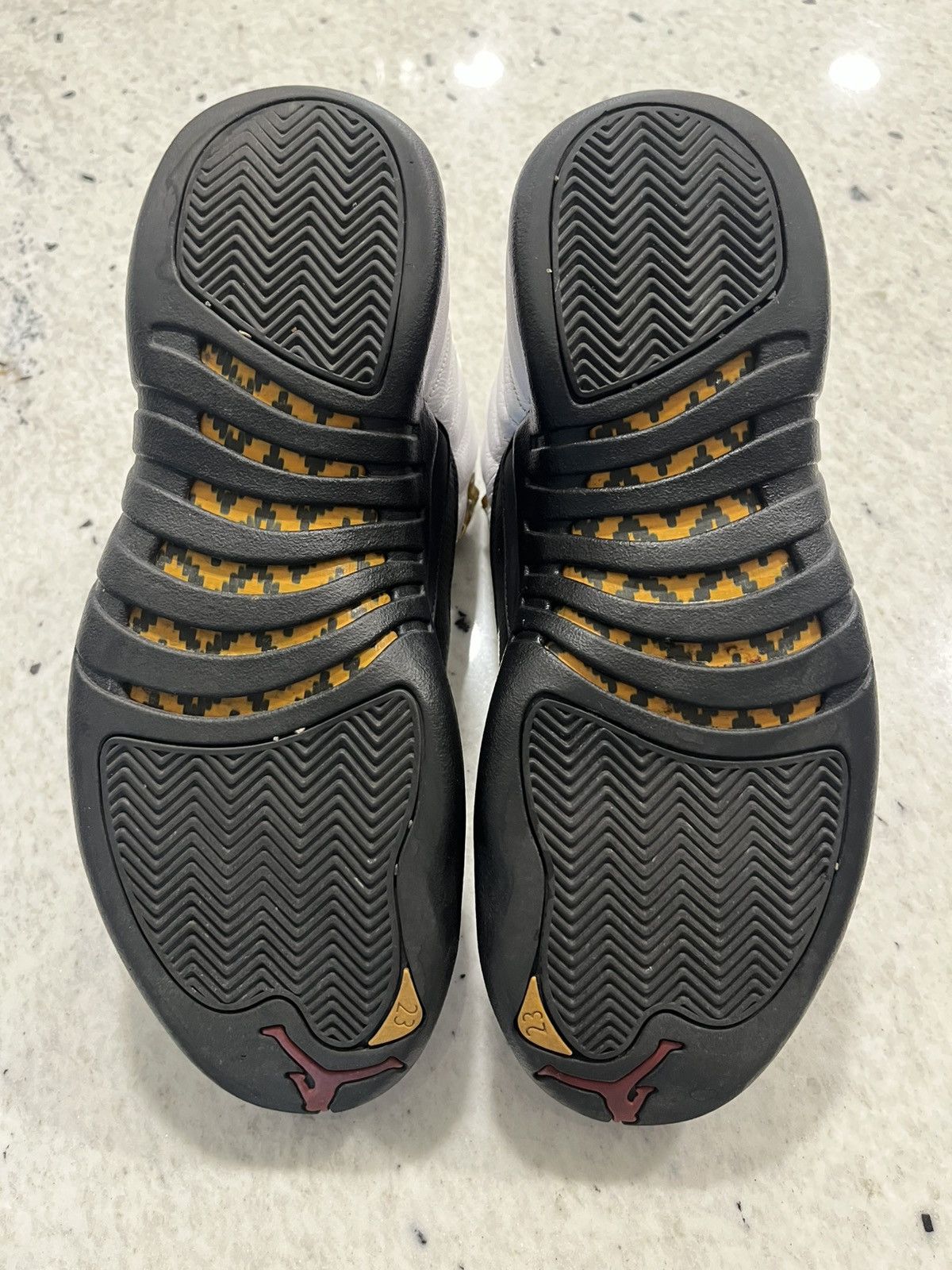 Jordan Brand Jordan 12 Retro Taxi 2013 Release Size US 10 / EU 43 - 5 Thumbnail