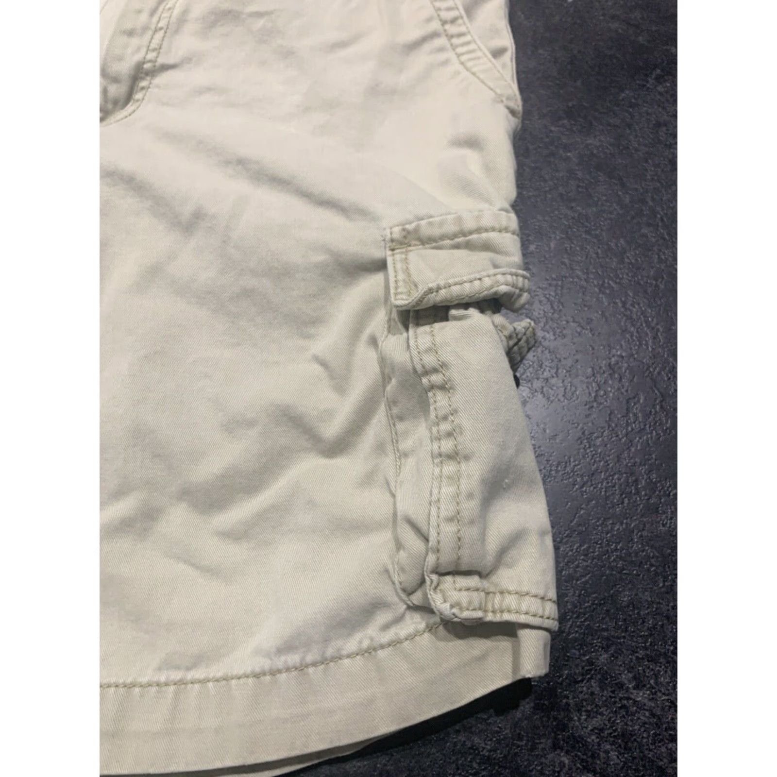 Vintage Aéropostale Cargo Shorts Men Size 32 Beige Cotton Utility Pocket Size US 32 / EU 48 - 2 Thumbnail