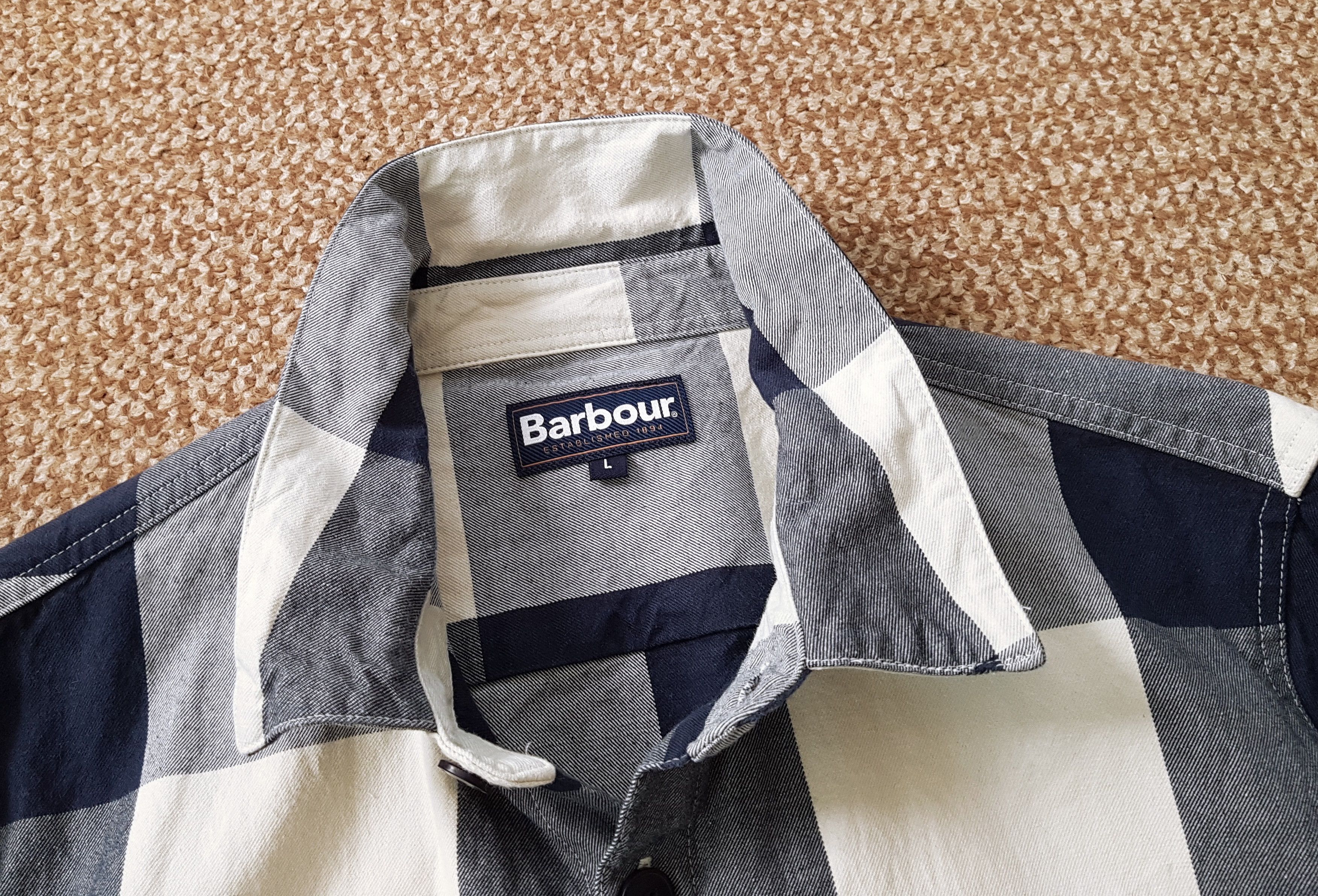 Barbour Barbour Ess Check Overshirt Shirt sz L Size US L / EU 52-54 / 3 - 6 Thumbnail
