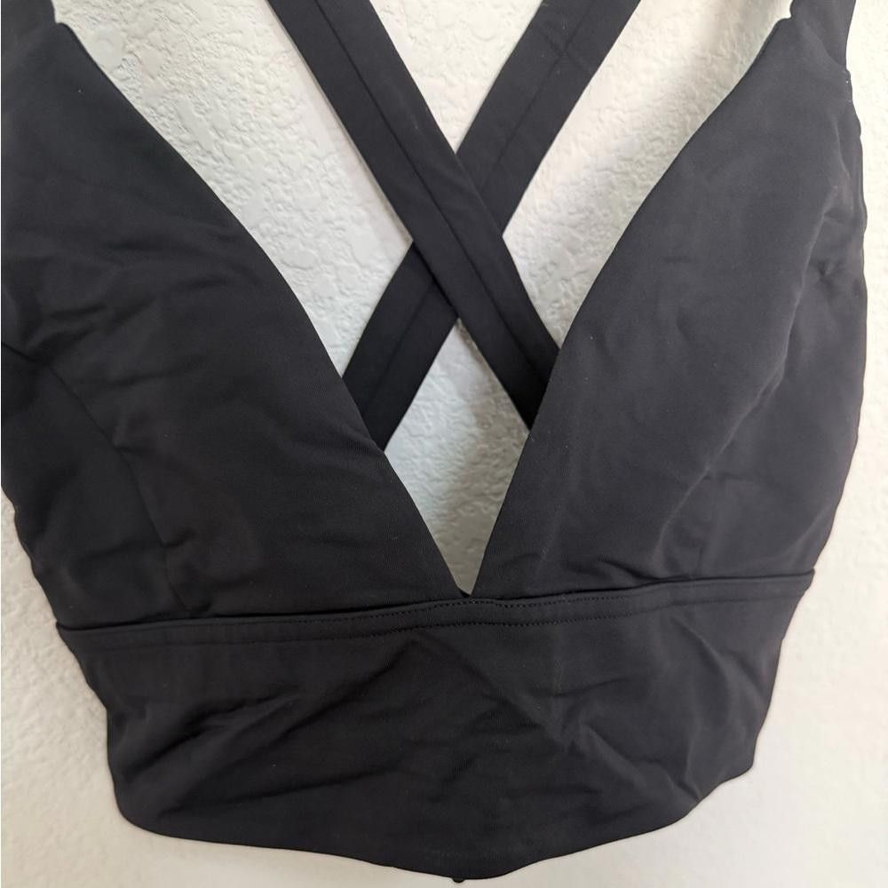 Lululemon Lululemon Sweat Your Heart Out Plunge Sports Bra Black 8 Size ONE SIZE - 5 Thumbnail