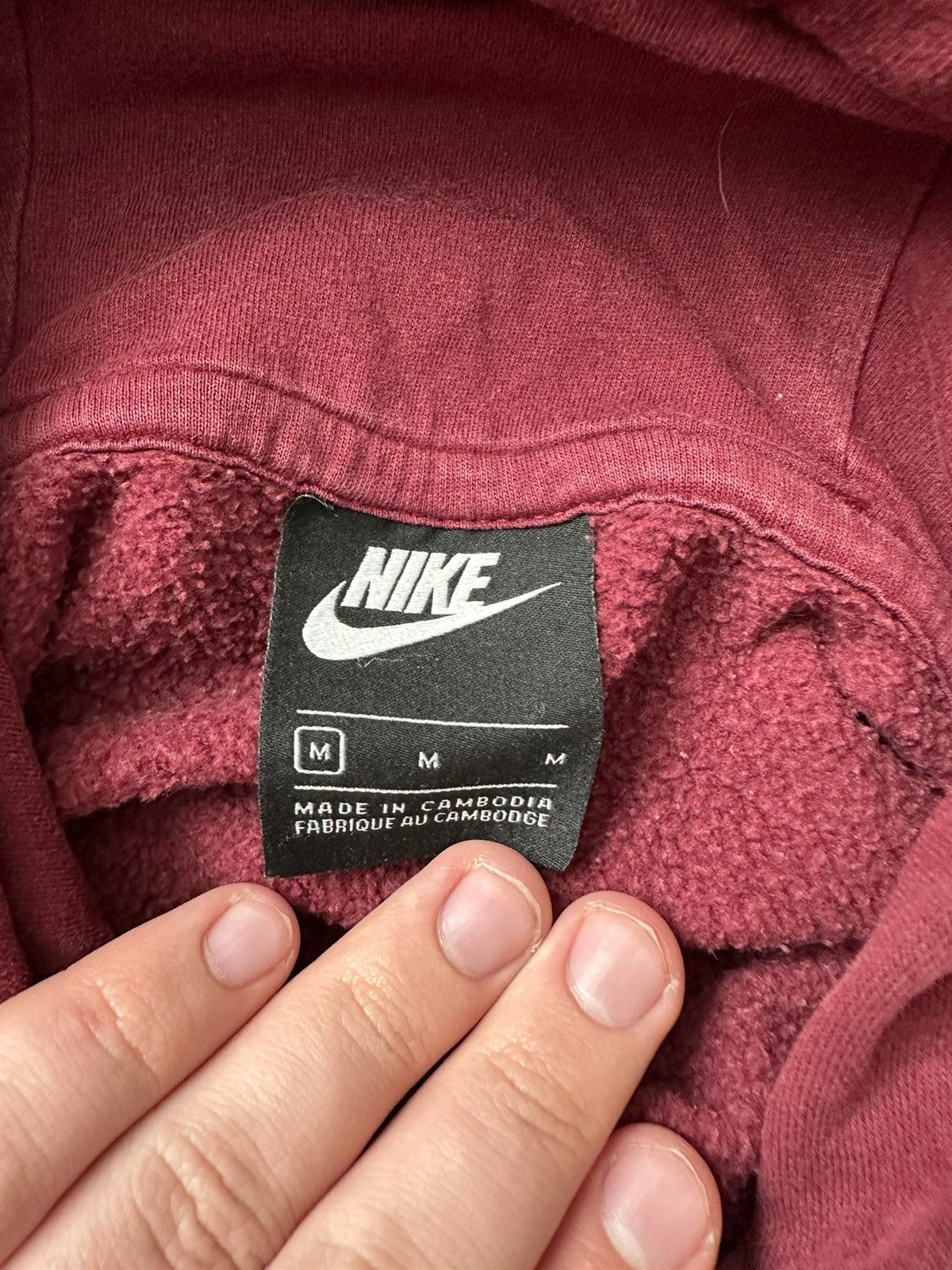 Nike Nike Rare Basic Hoodie size M hype y2k streetwear boxfit Size US M / EU 48-50 / 2 - 5 Thumbnail