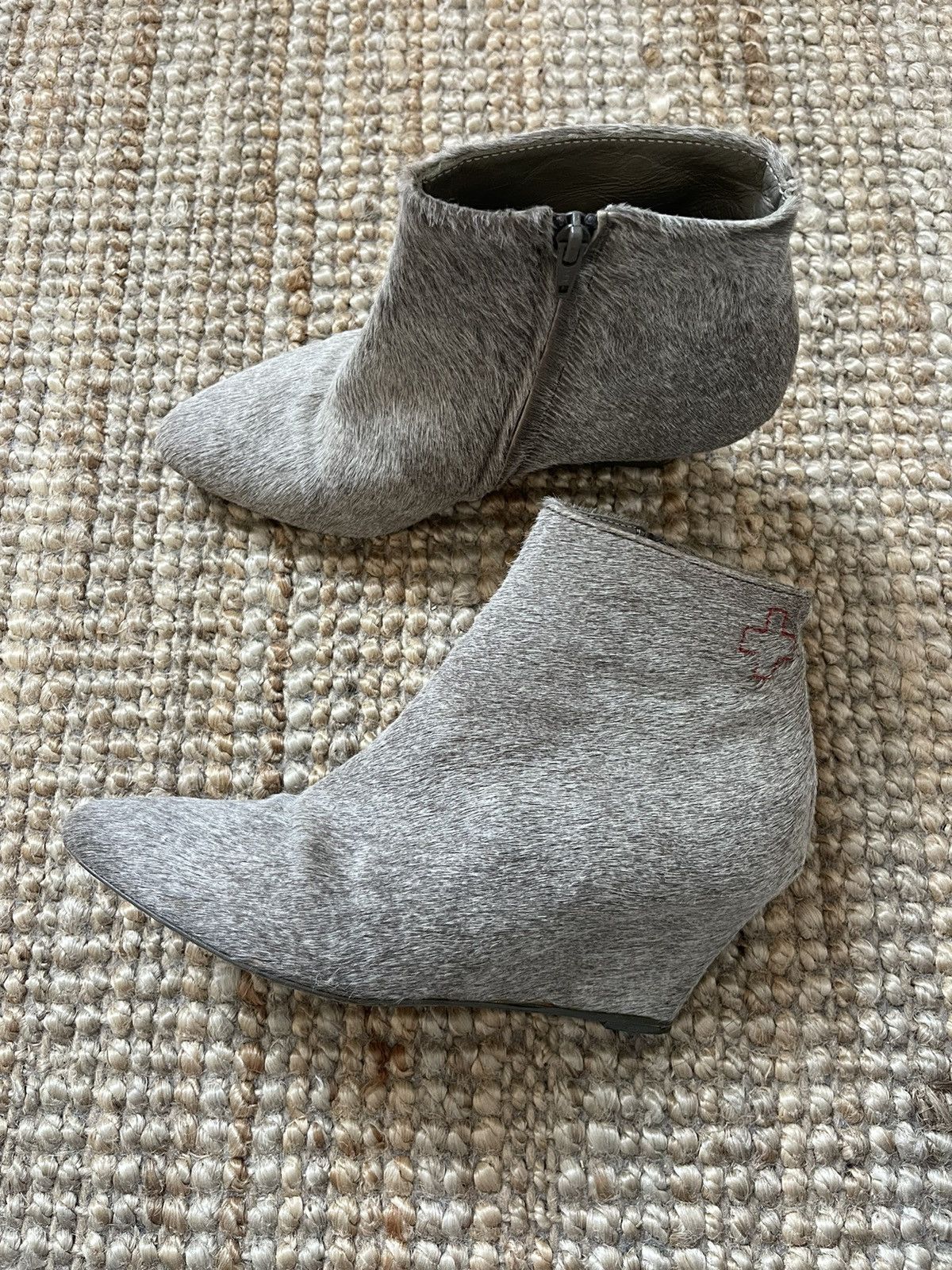 A.F. Vandevorst Vintage A.F. Vandevorst Fall 2011 pony hair ankle boots Size US 6 / IT 36 - 2 Thumbnail
