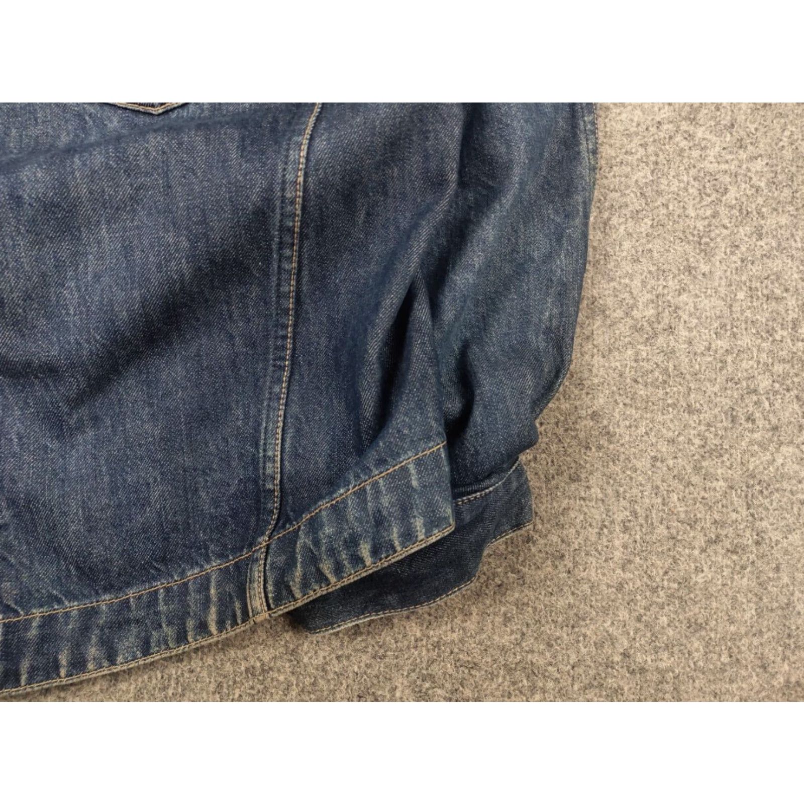 Levi's VINTAGE Levi's Trucker Jacket Levi's Engineered Denim Blue Pocket 90s Classic Pocket Denim Faded Jeans Jacket M Blue Mens Regular Jacket Size US 31 - 7 Thumbnail