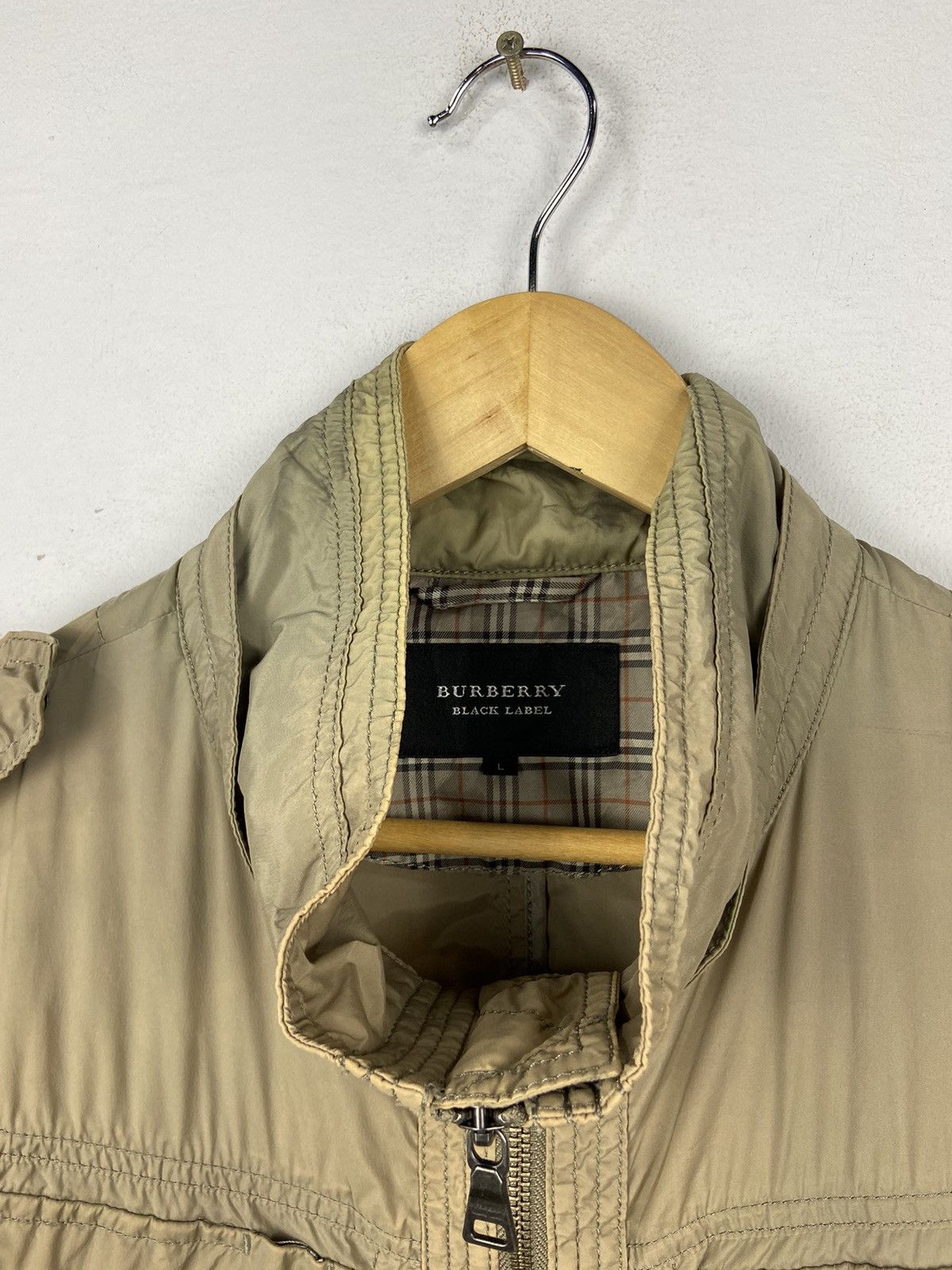 Burberry Burberry Multi Pocket Jacket Size M / US 6-8 / IT 42-44 - 6 Thumbnail