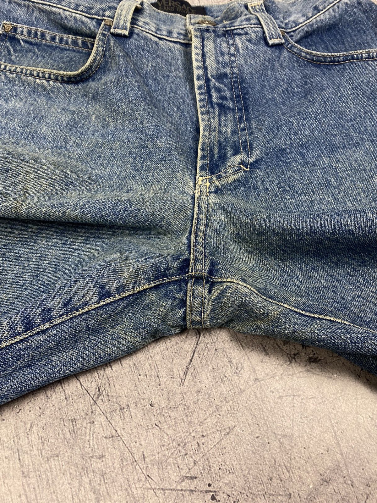 Versace Jeans Couture Vintage 90s Versace Jeans Couture Washed Luxury Denim Jeans Size US 30 / EU 46 - 15 Thumbnail