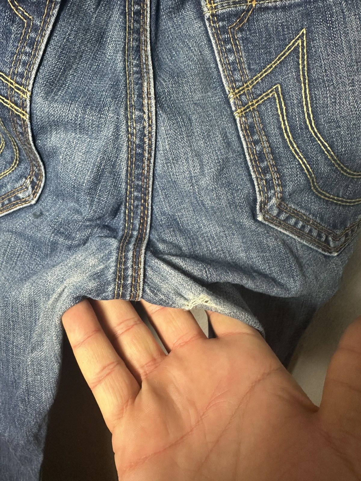 True Religion True Religion Distressed Jeans Size US 33 - 10 Thumbnail