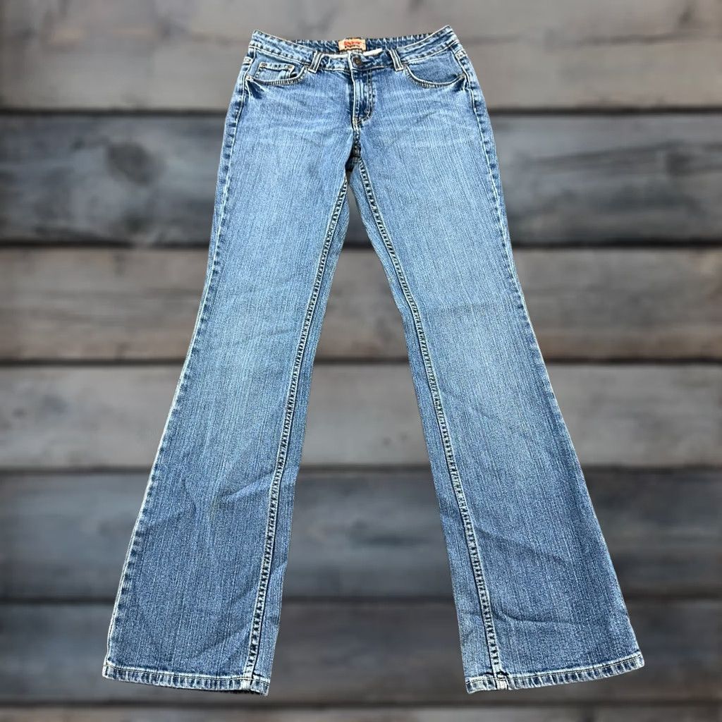 Vintage VINTAGE No Boundaries NOBO Jeans Juniors 7 Blue Bootcut Flare Light Low Rise Y2K Womens Jeans 5-Pocket Inseam 33in Size 28" / US 6 / IT 42 - 1 Thumbnail